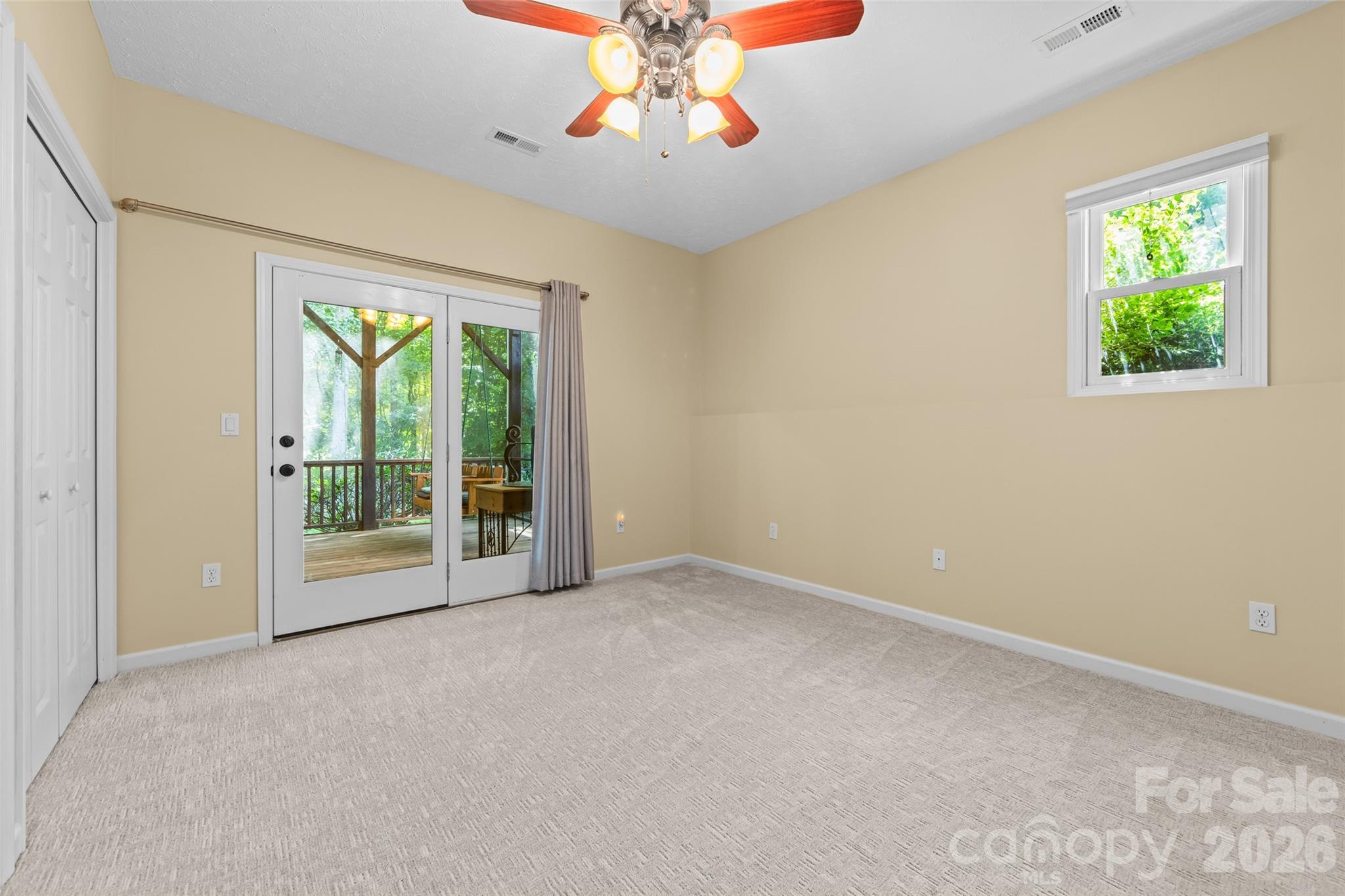 435 Stepping Stone Lane — Waynesville