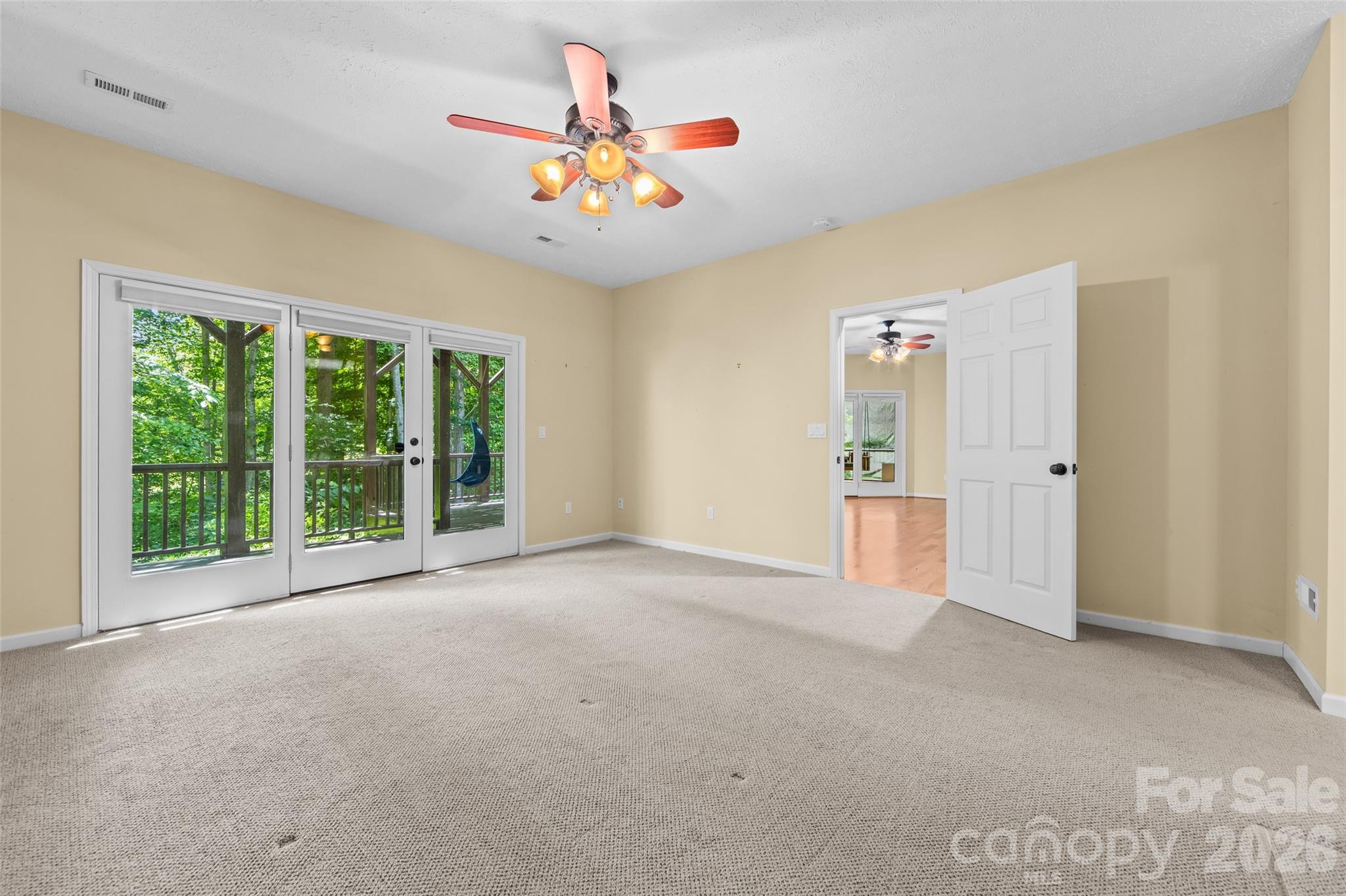 435 Stepping Stone Lane — Waynesville