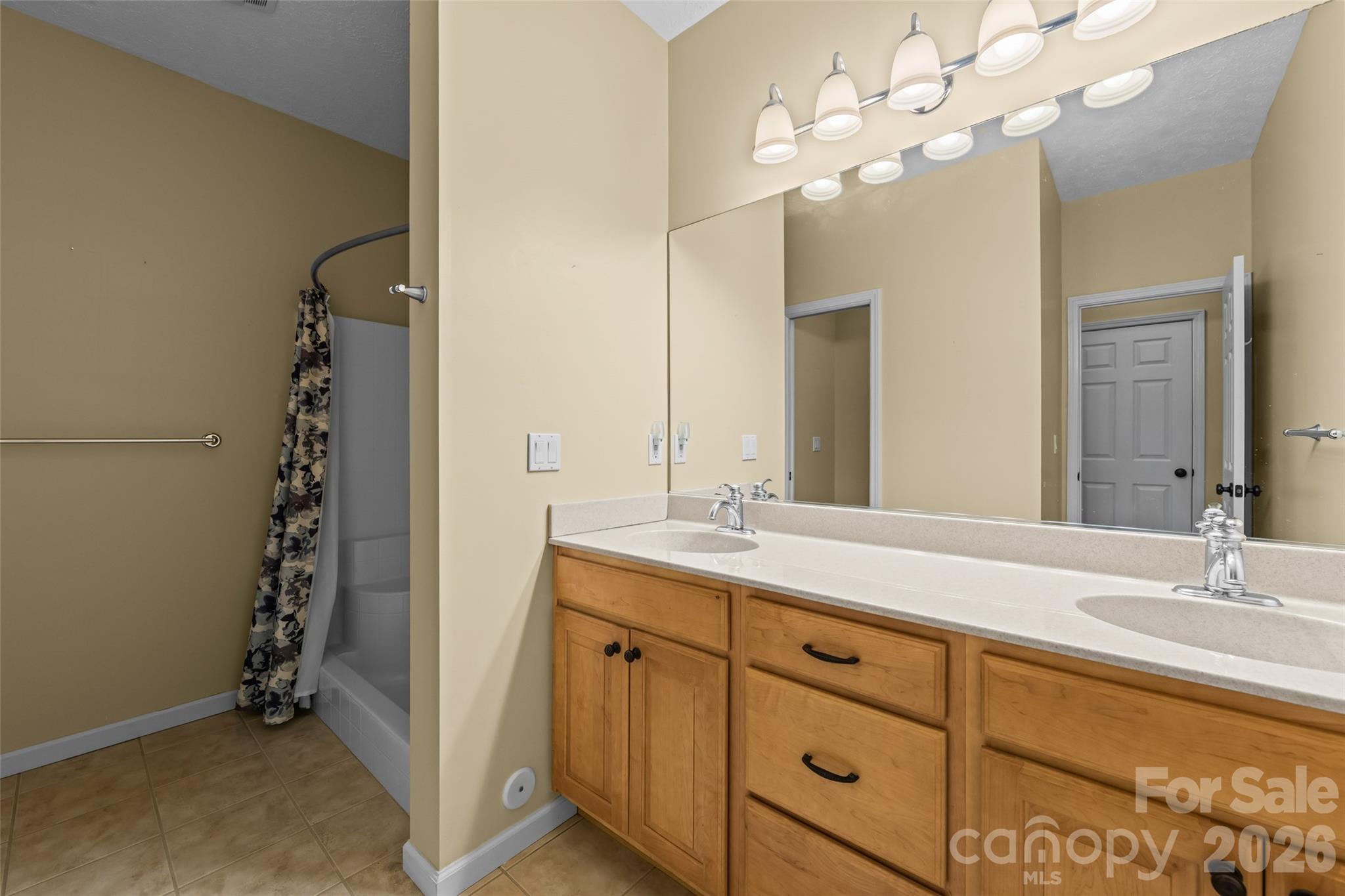 435 Stepping Stone Lane — Waynesville