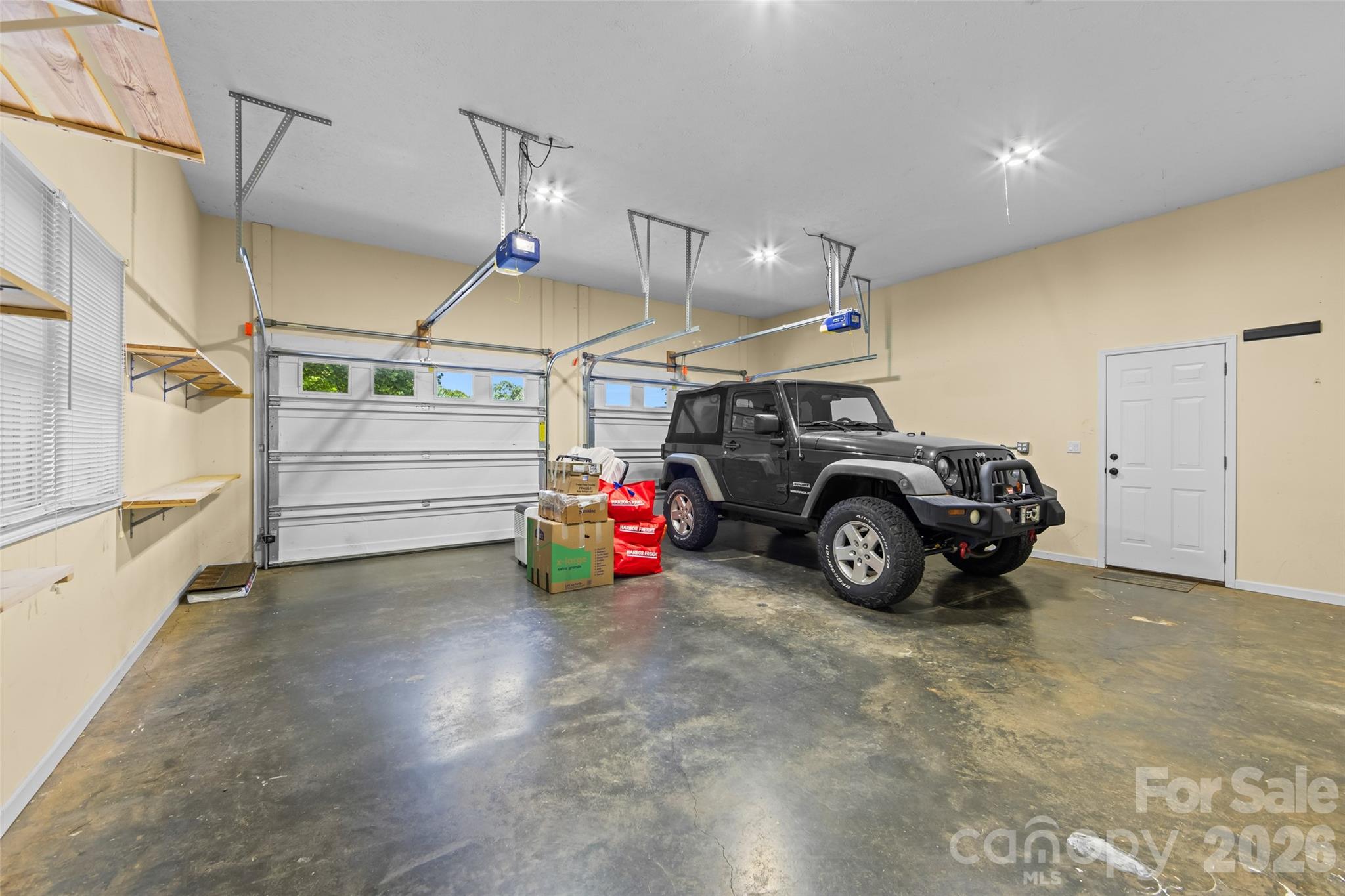435 Stepping Stone Lane — Waynesville