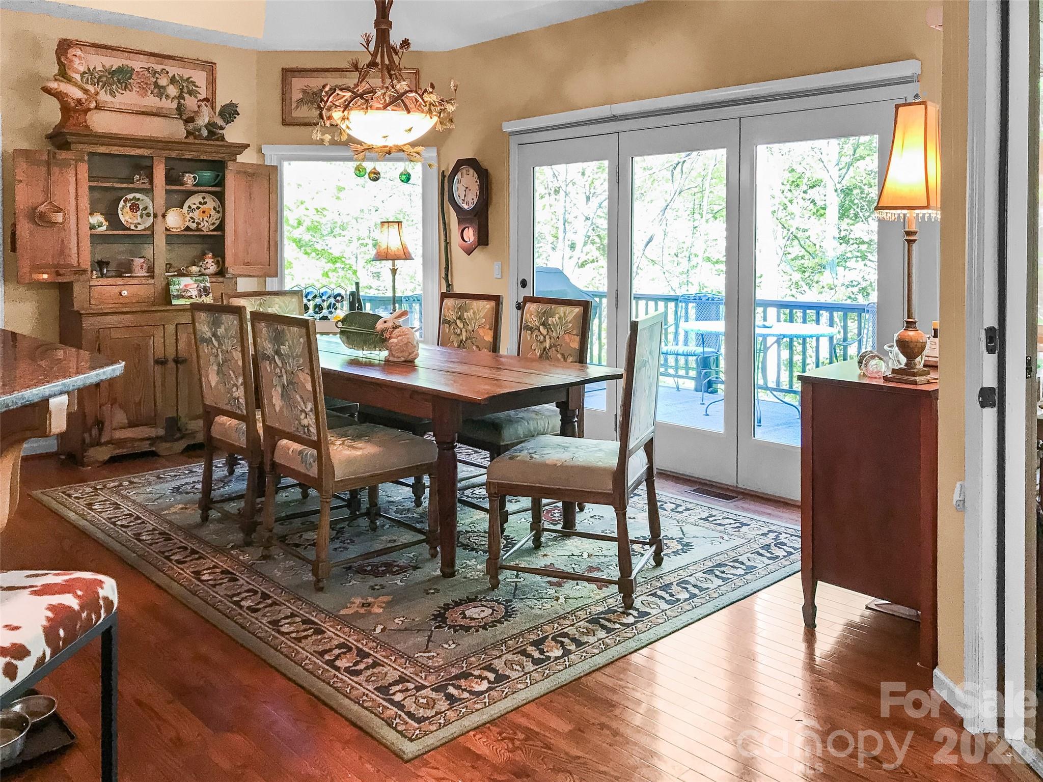 435 Stepping Stone Lane — Waynesville
