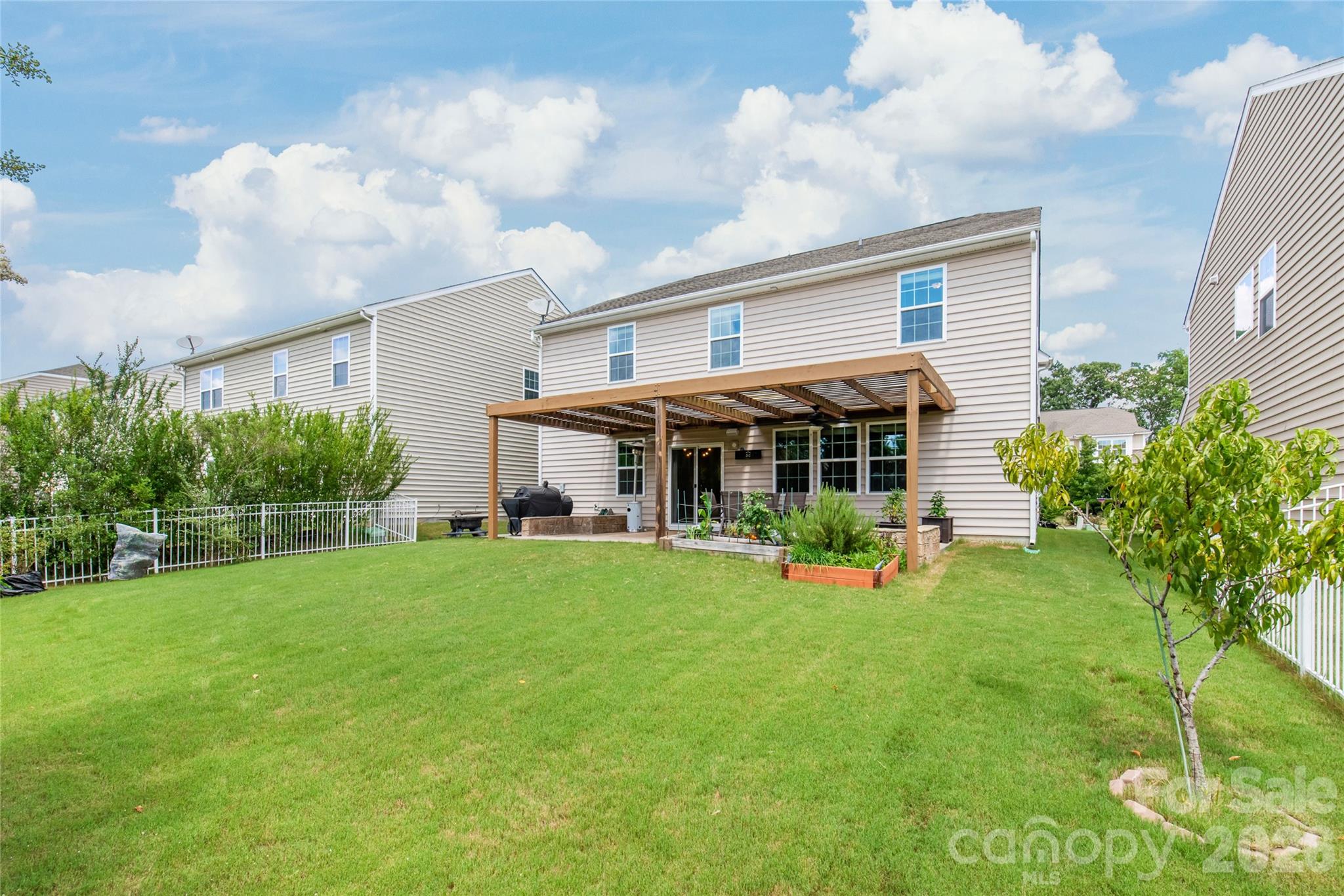2656 Southern Trace Drive — Waxhaw