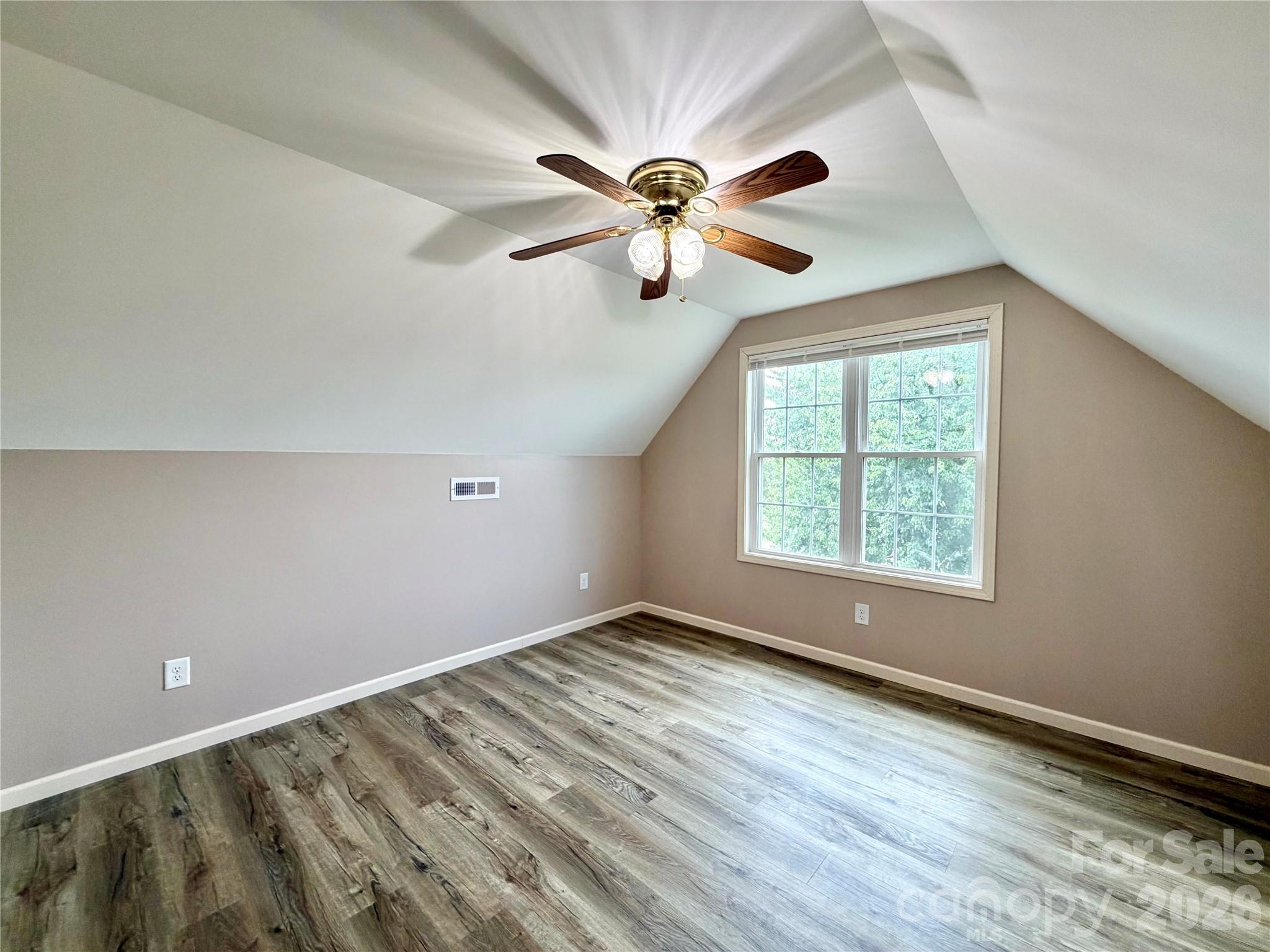1027 Tabor Road — Olin