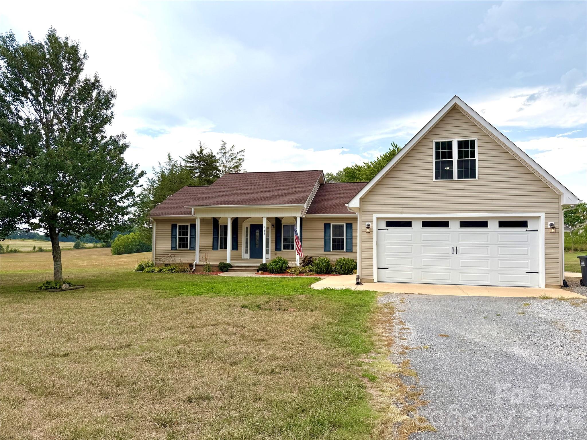 1027 Tabor Road — Olin