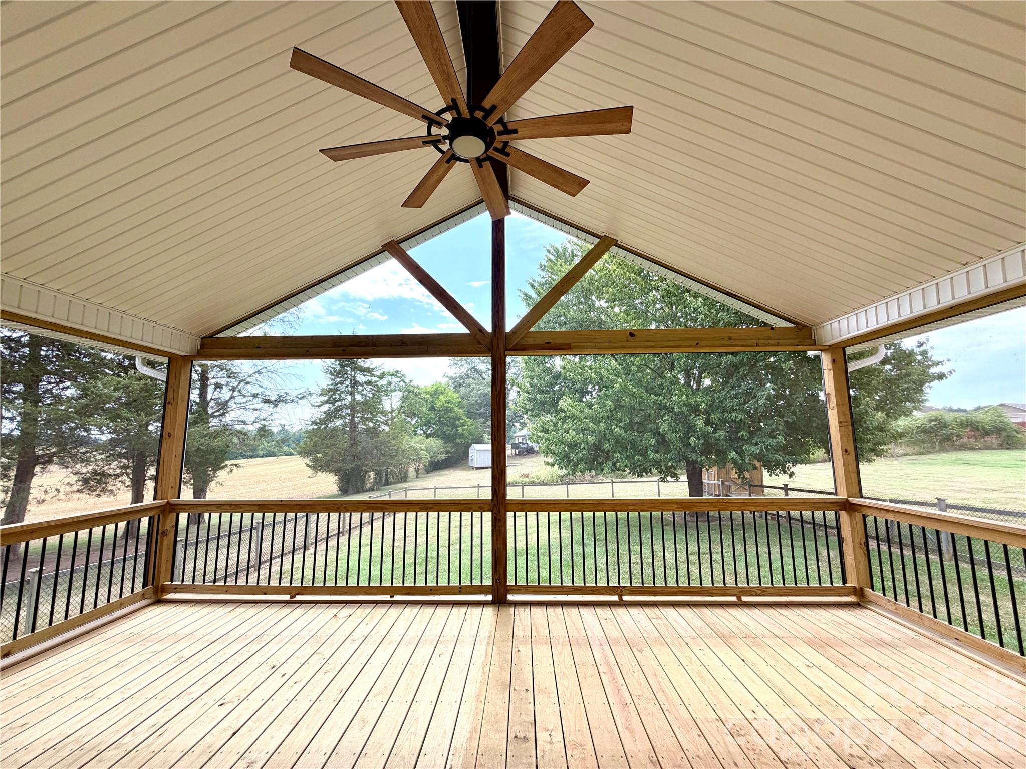 1027 Tabor Road — Olin