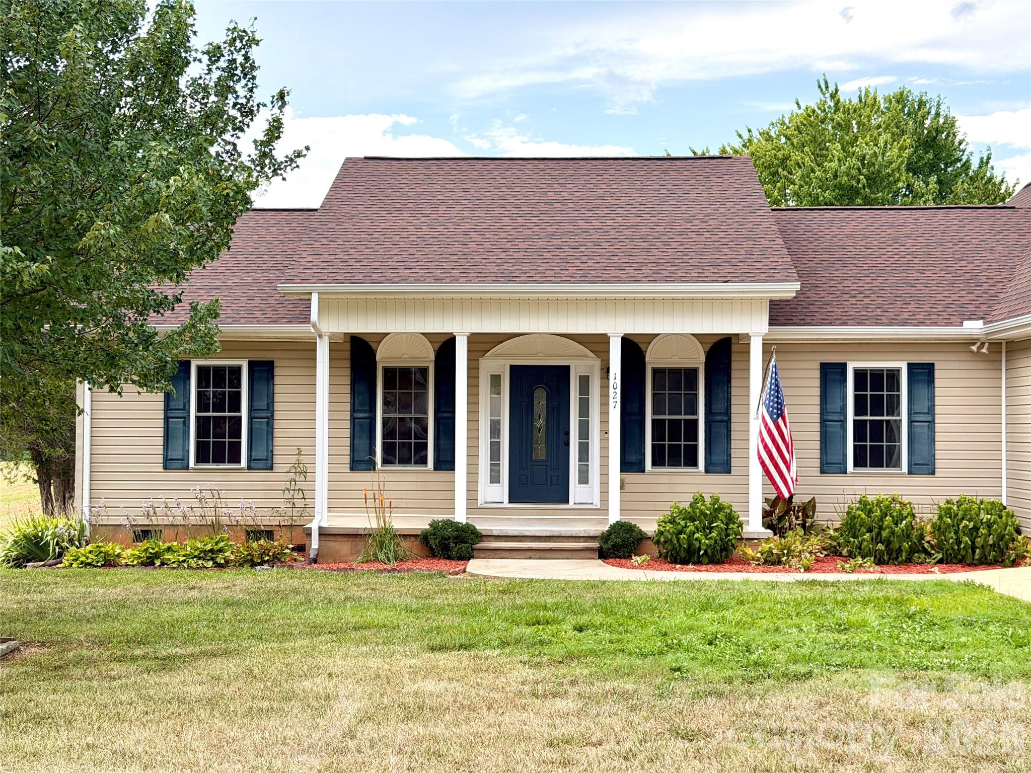 1027 Tabor Road — Olin