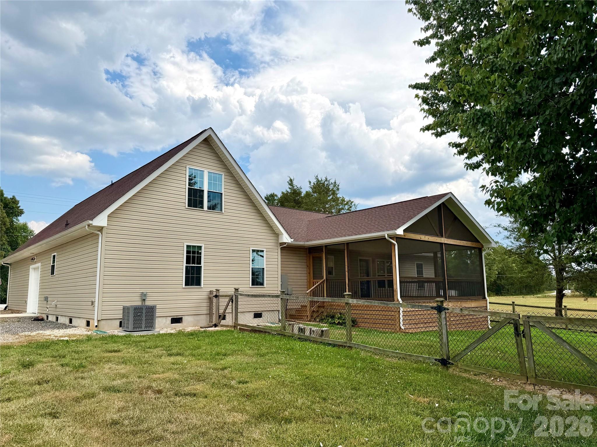 1027 Tabor Road — Olin