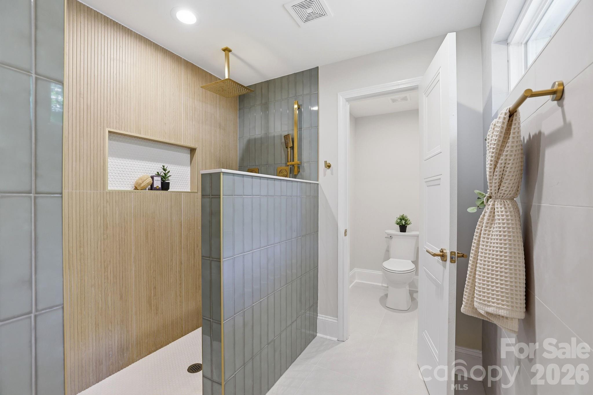 5515 Doncaster Drive — Charlotte