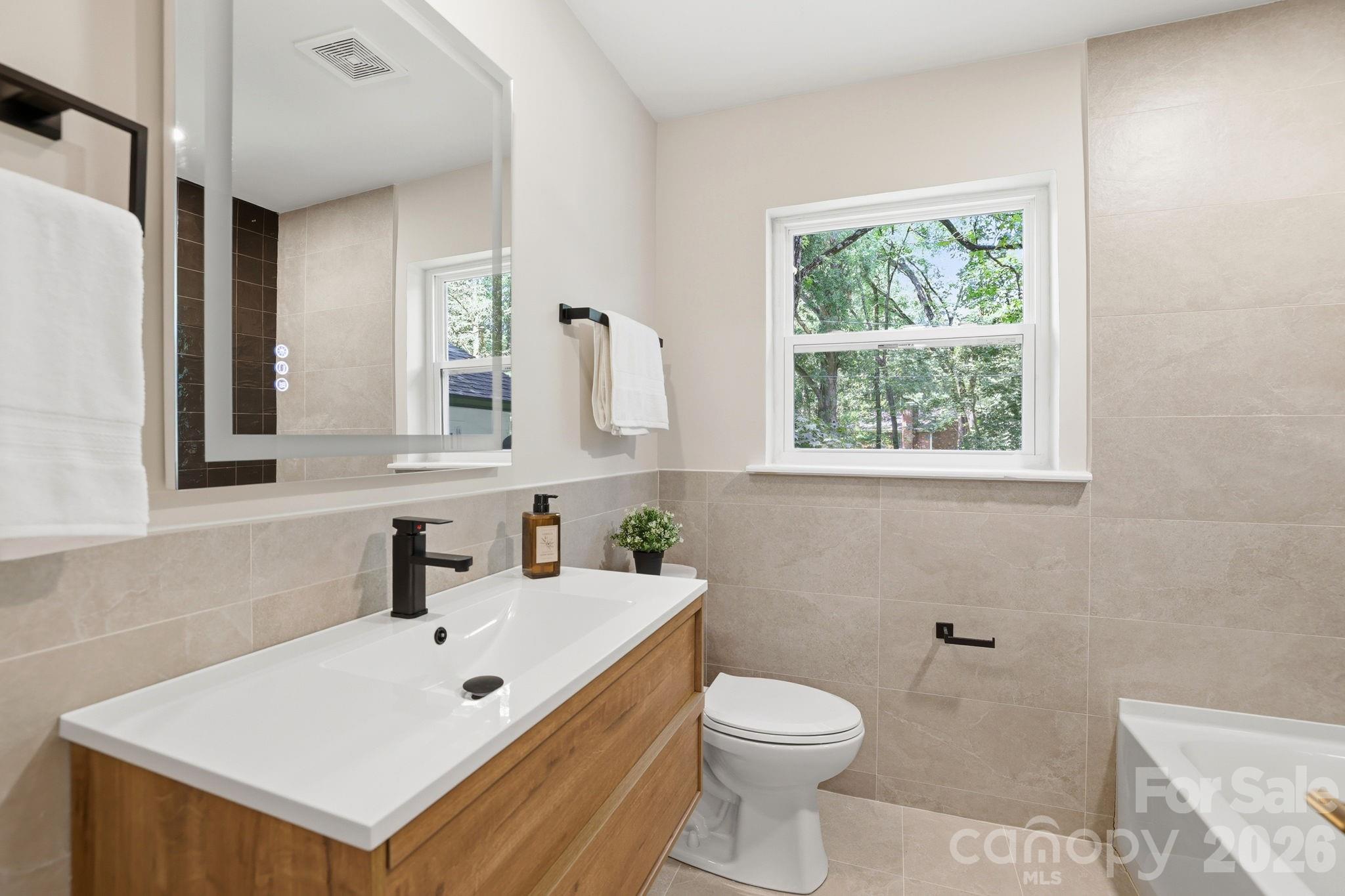 5515 Doncaster Drive — Charlotte