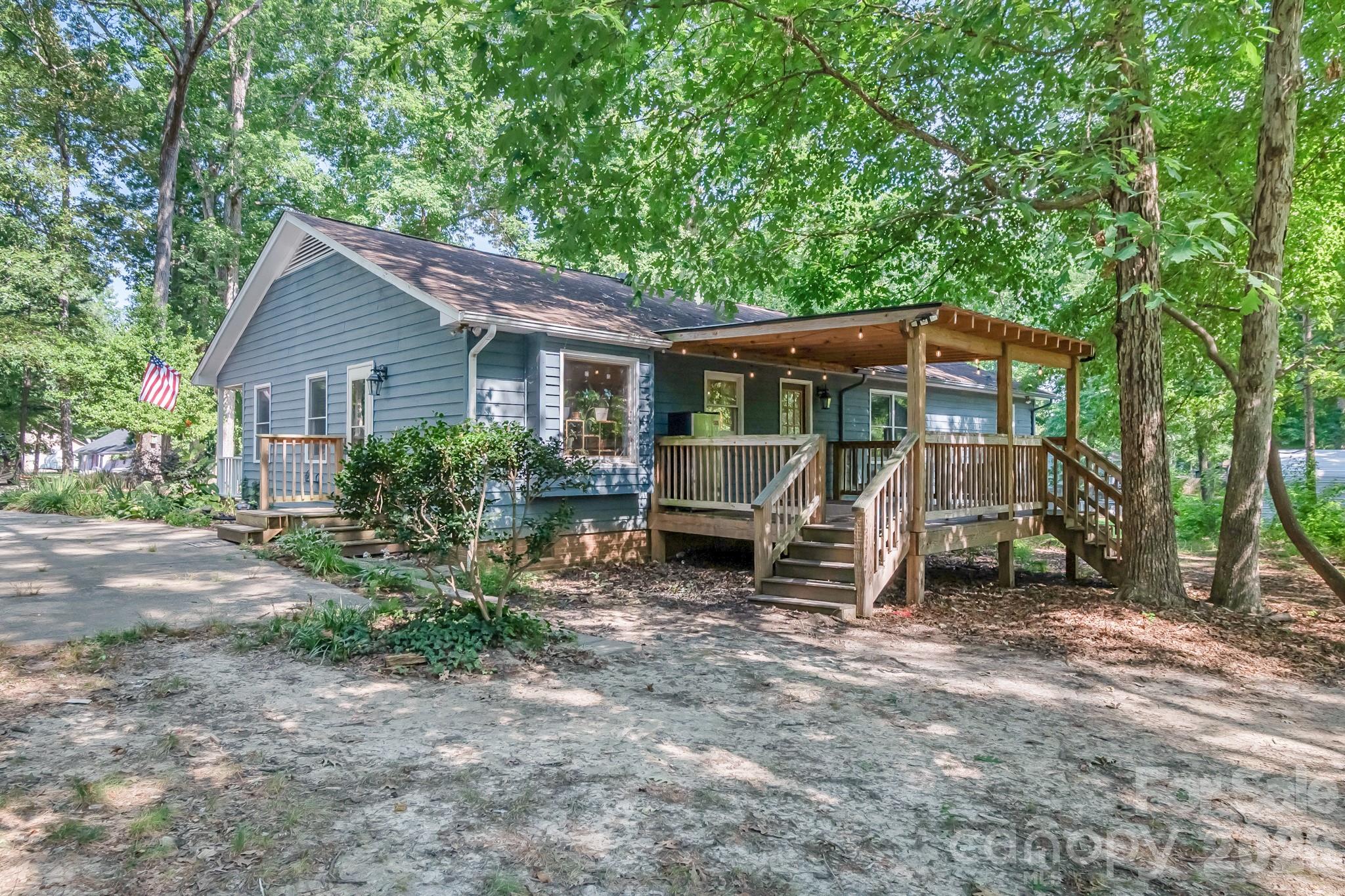 3623 Wonderland Drive — Matthews