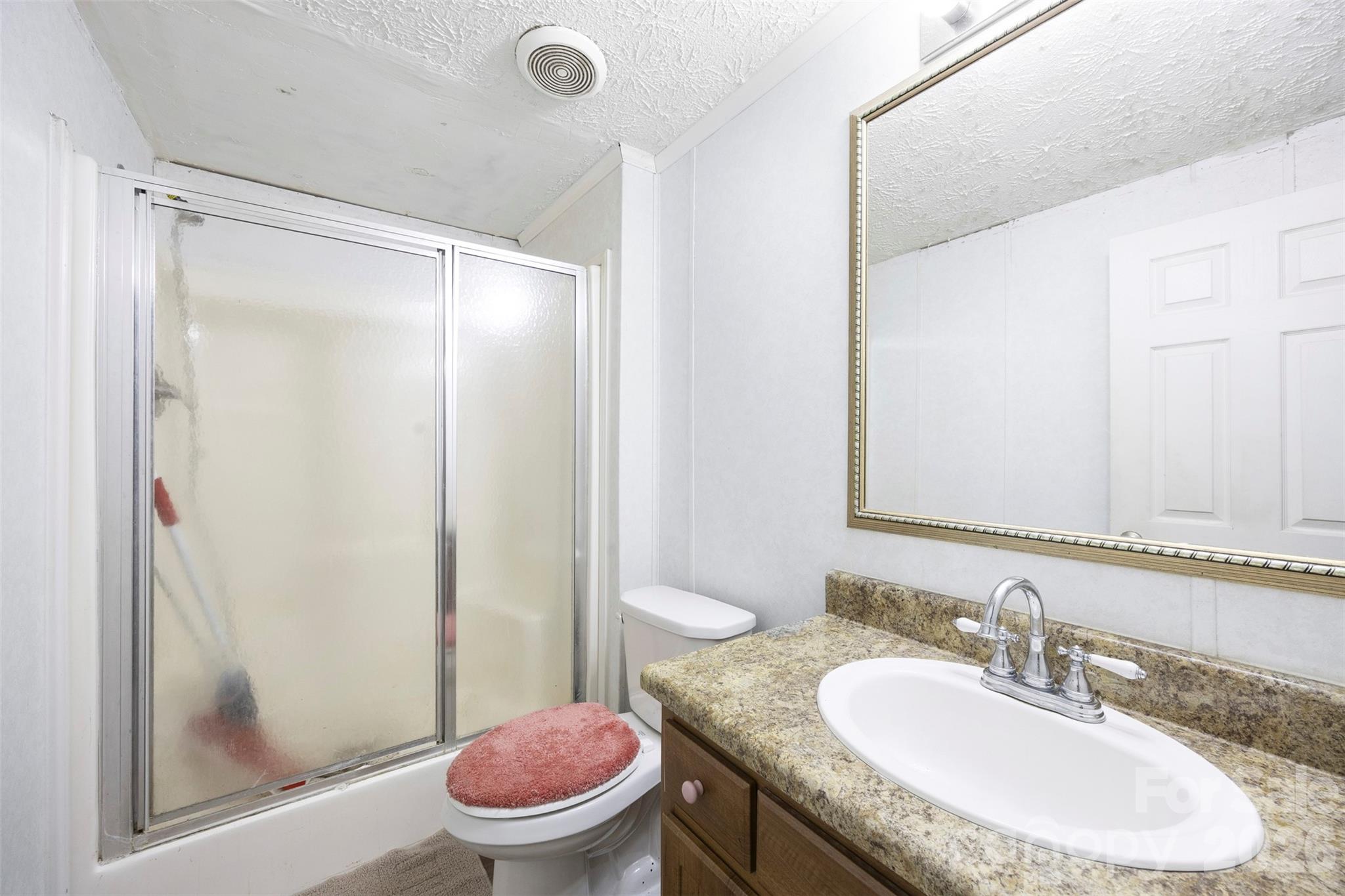 124 Lee Street — Richfield