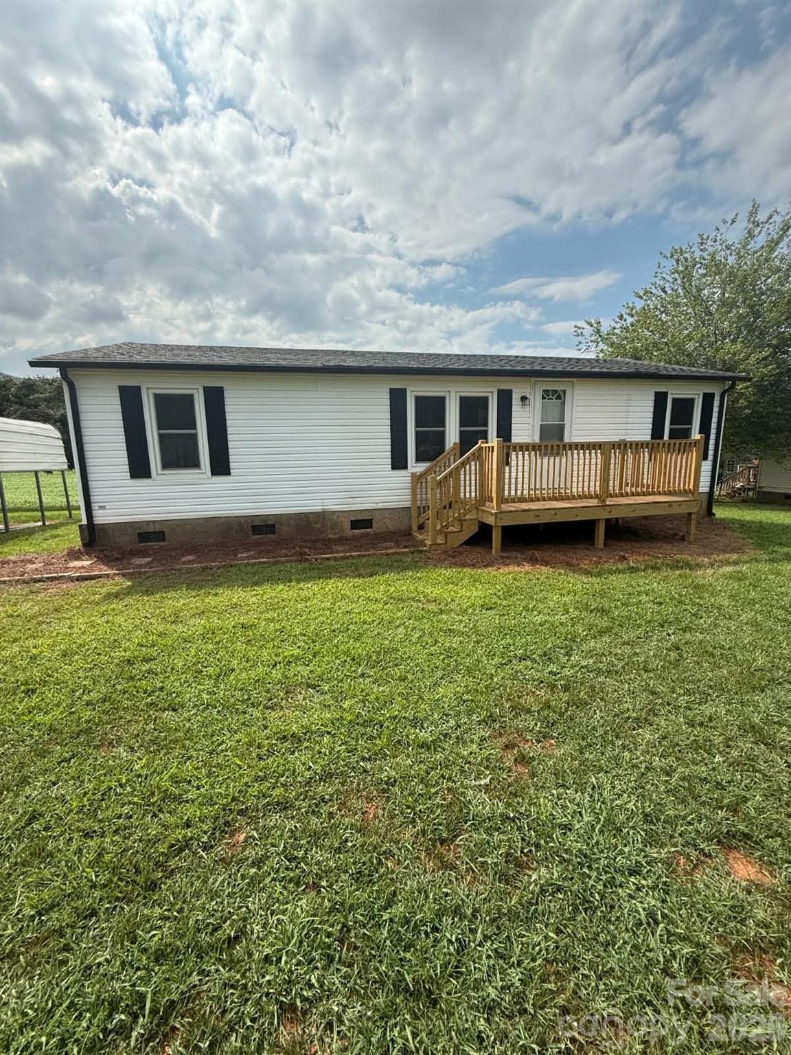 7439 US 64 Highway — Morganton
