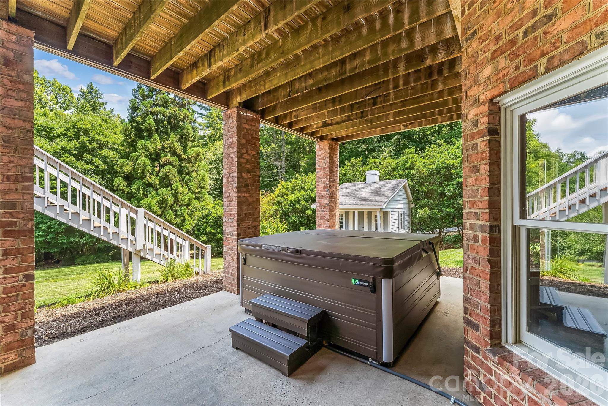 1778 Cedar Drive — Lenoir