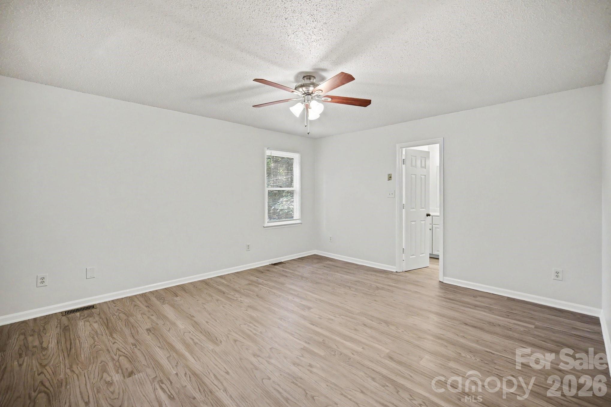 304 Julia Drive — Lincolnton