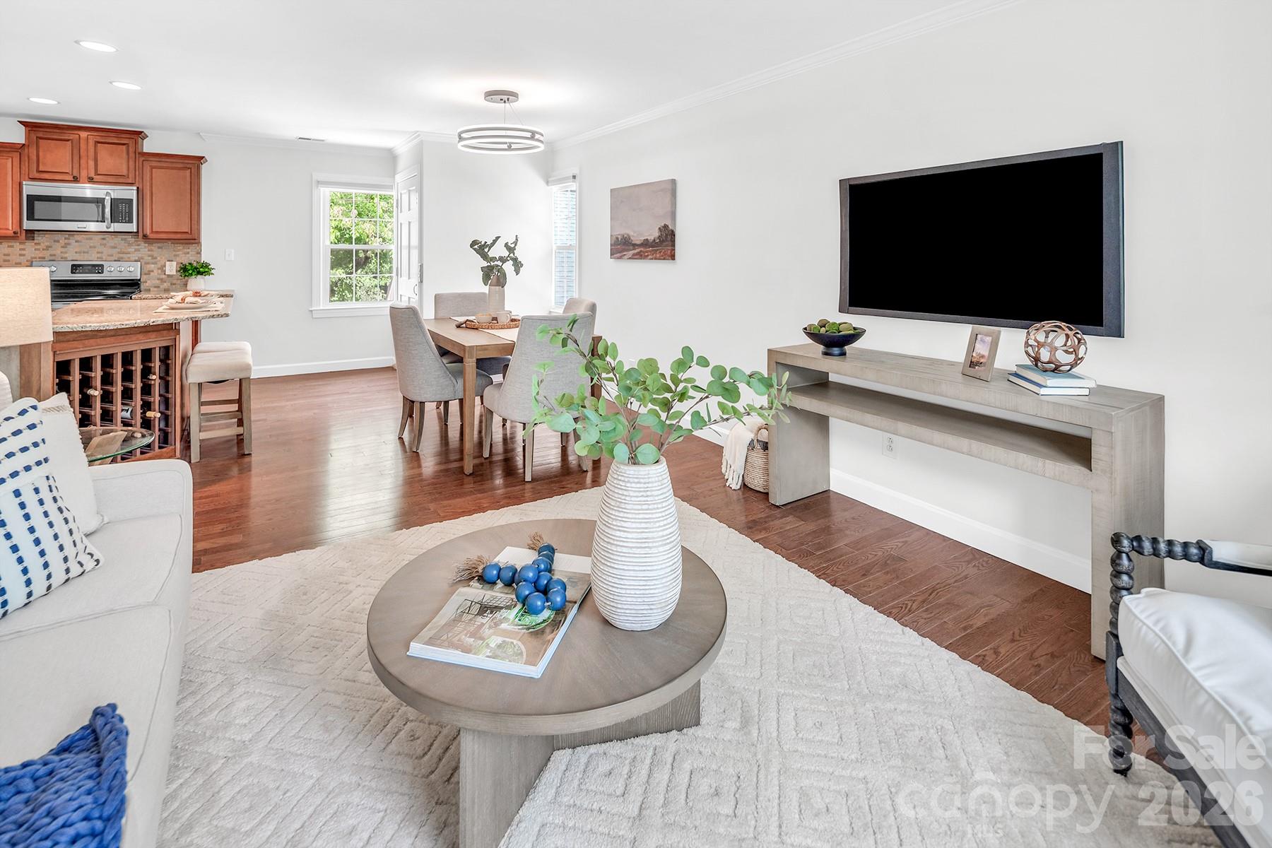 7318 Easen Court — Charlotte