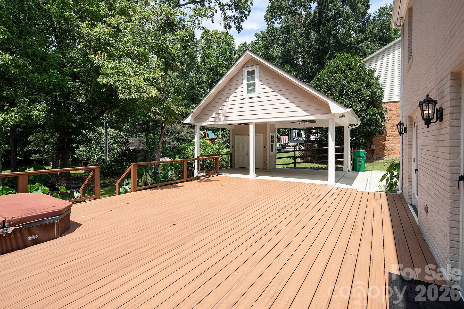 7318 Easen Court — Charlotte