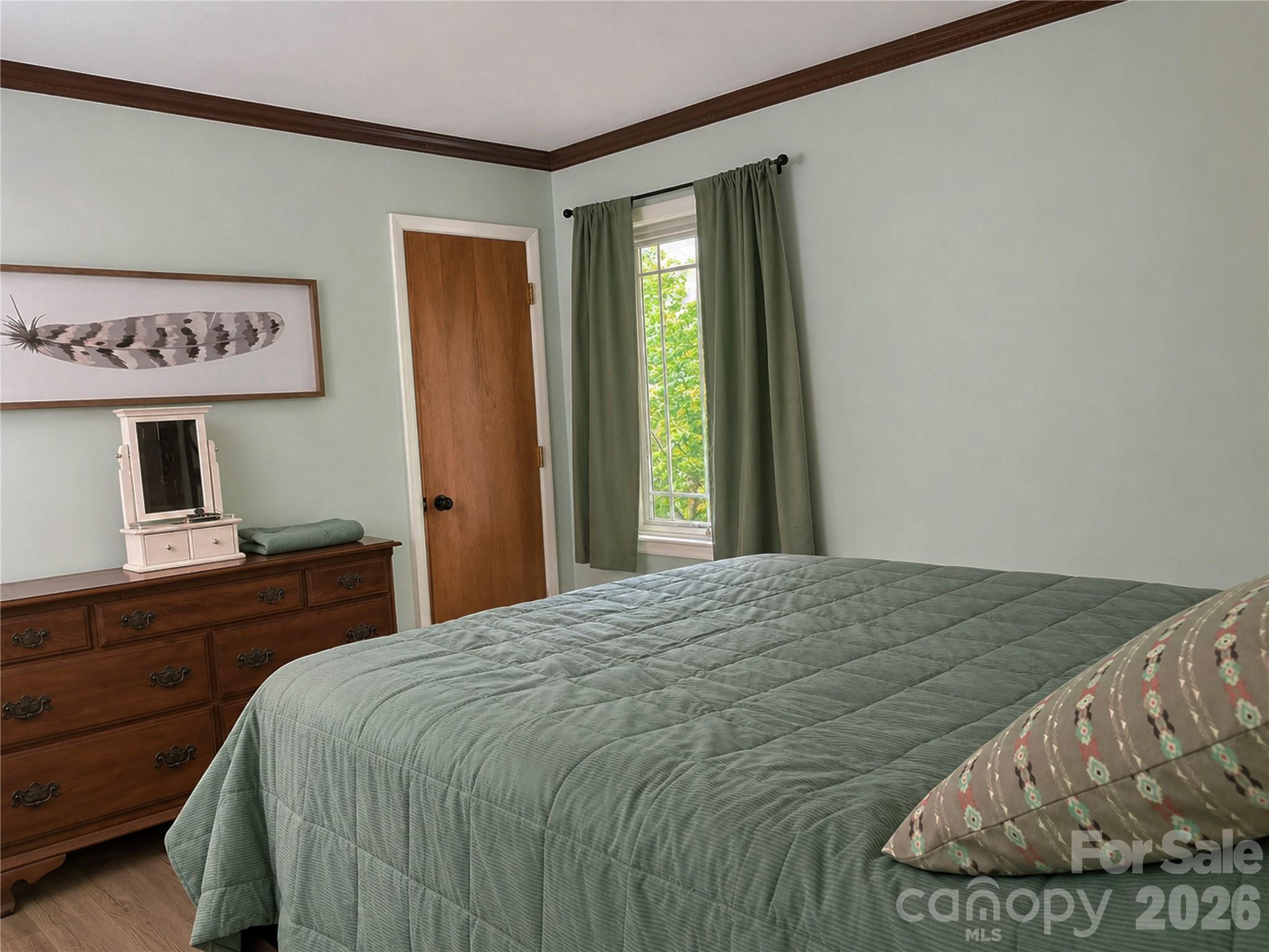467 Forest Lake Road — Forest City