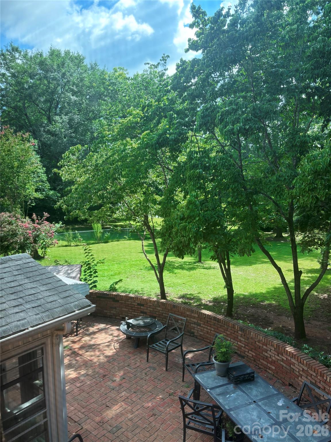467 Forest Lake Road — Forest City