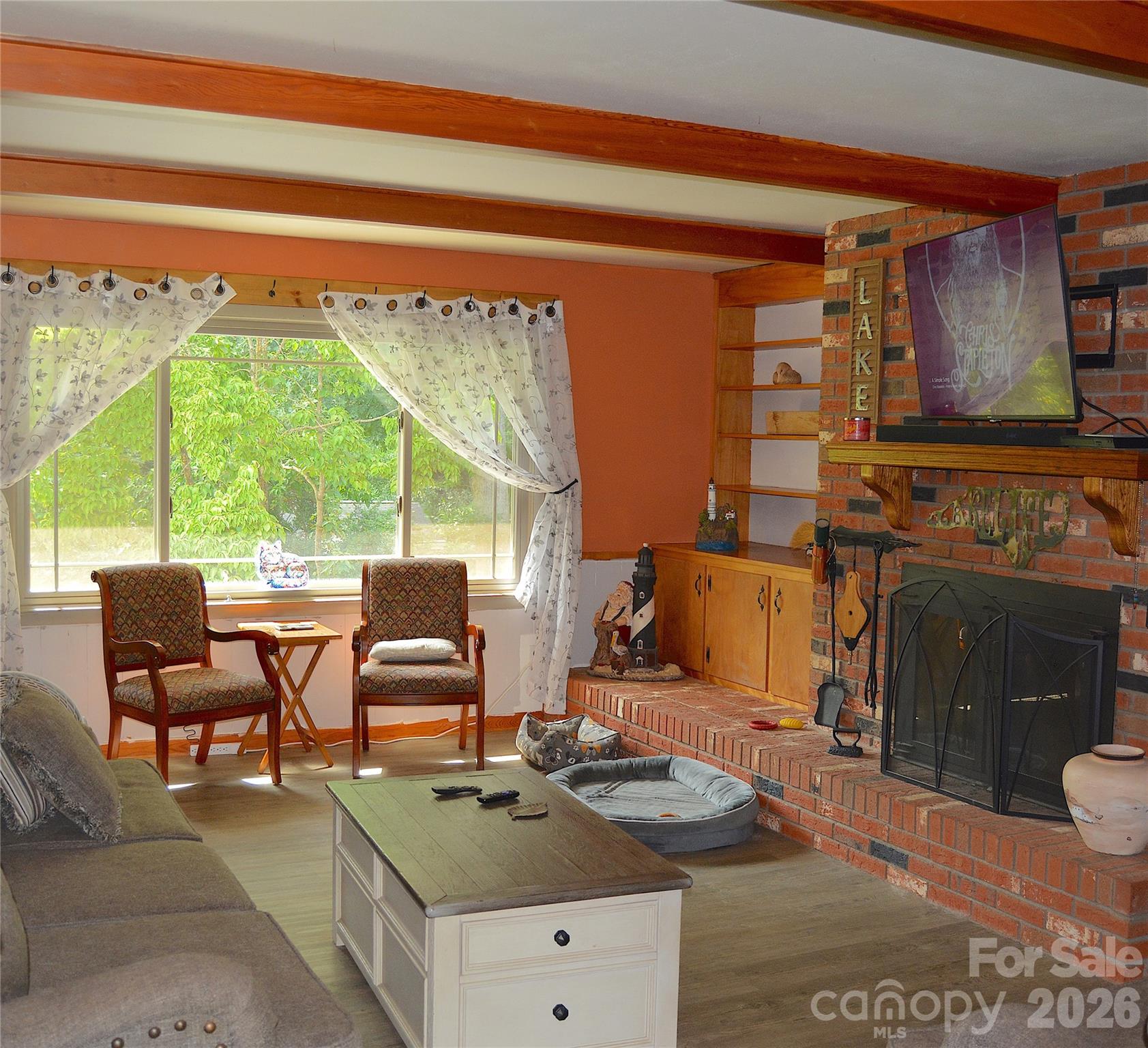467 Forest Lake Road — Forest City
