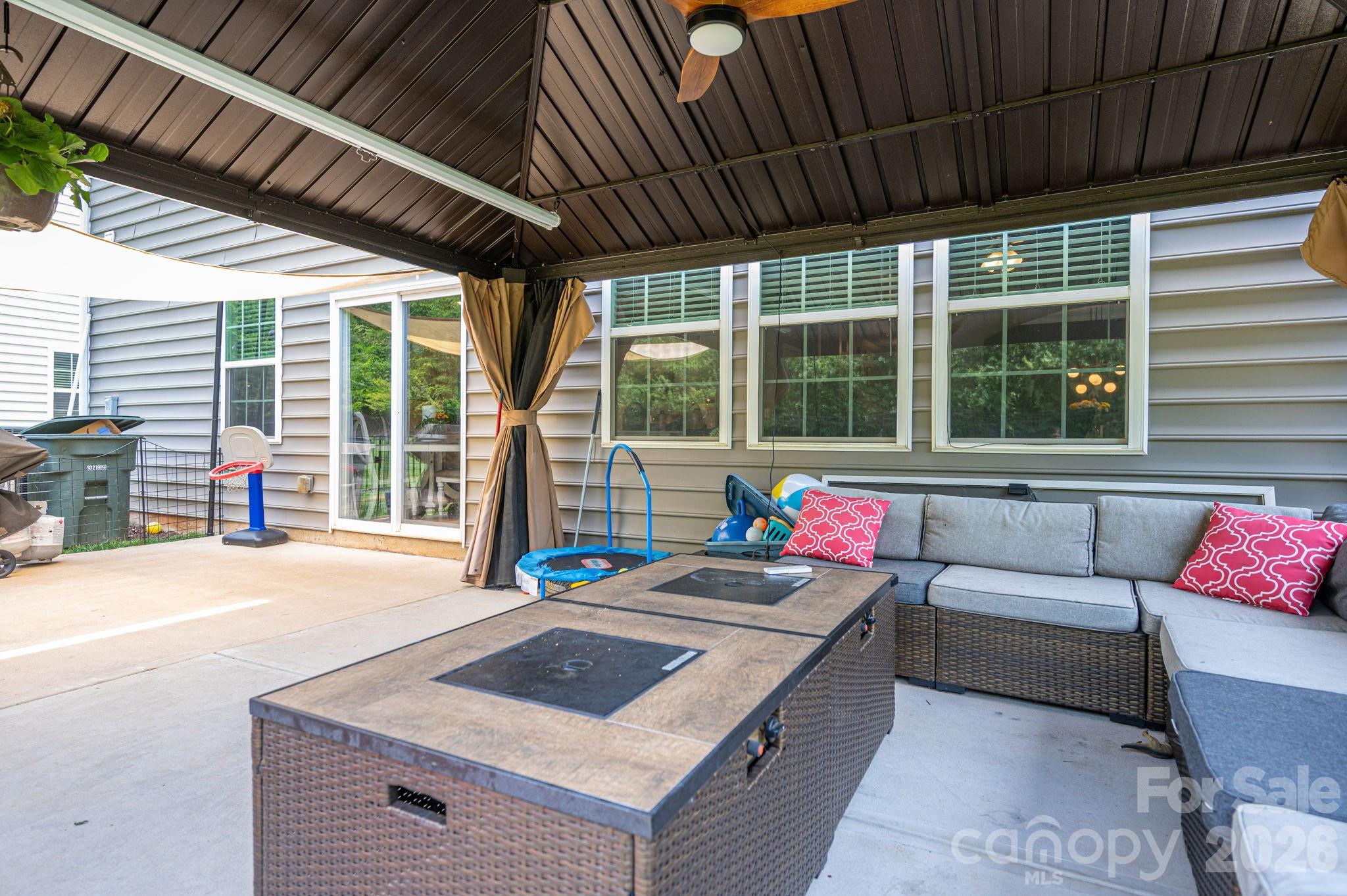 2643 Swamp Chestnut Oak Drive — Gastonia