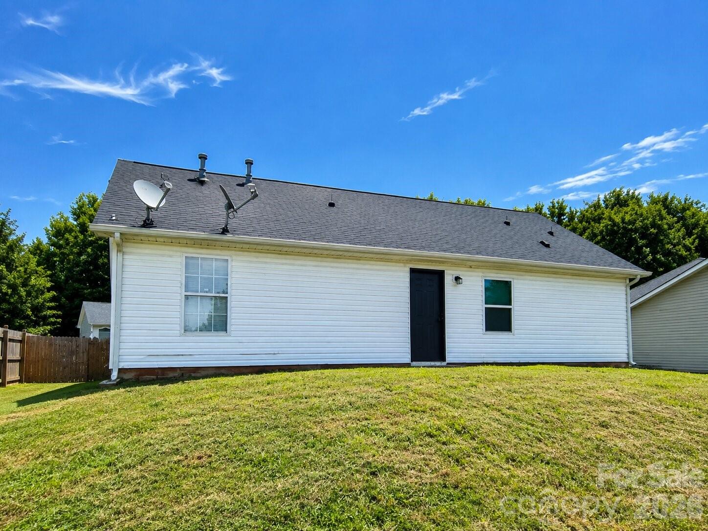734 Mistral Way — Charlotte