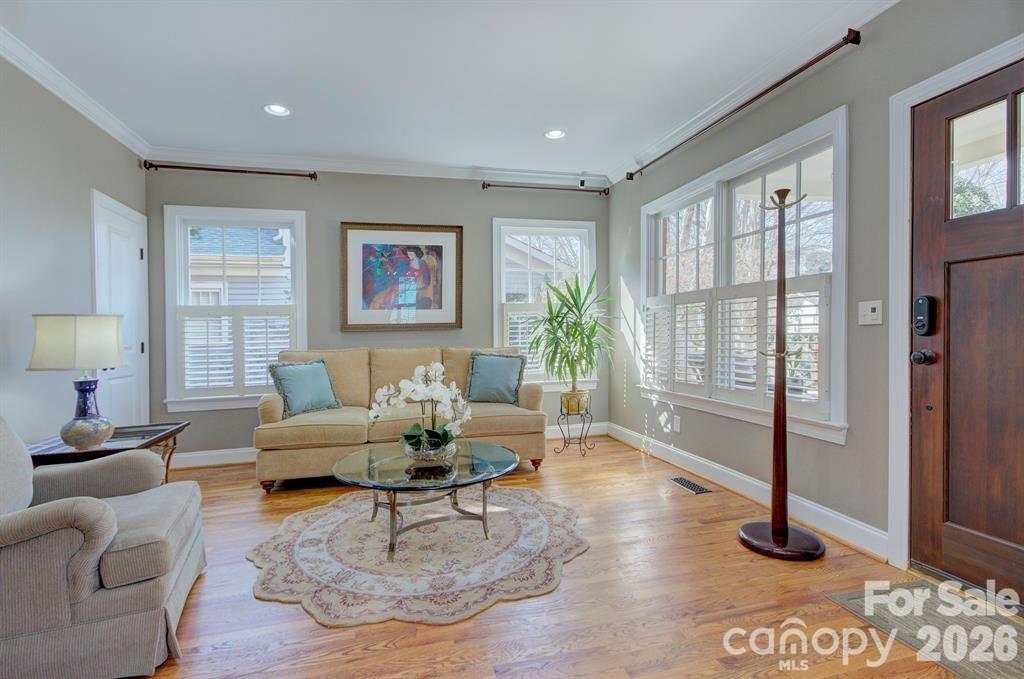 1825 Lombardy Circle — Charlotte