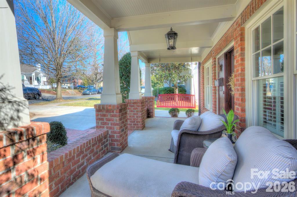 1825 Lombardy Circle — Charlotte