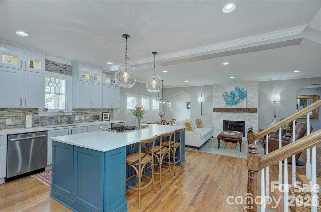 1825 Lombardy Circle — Charlotte