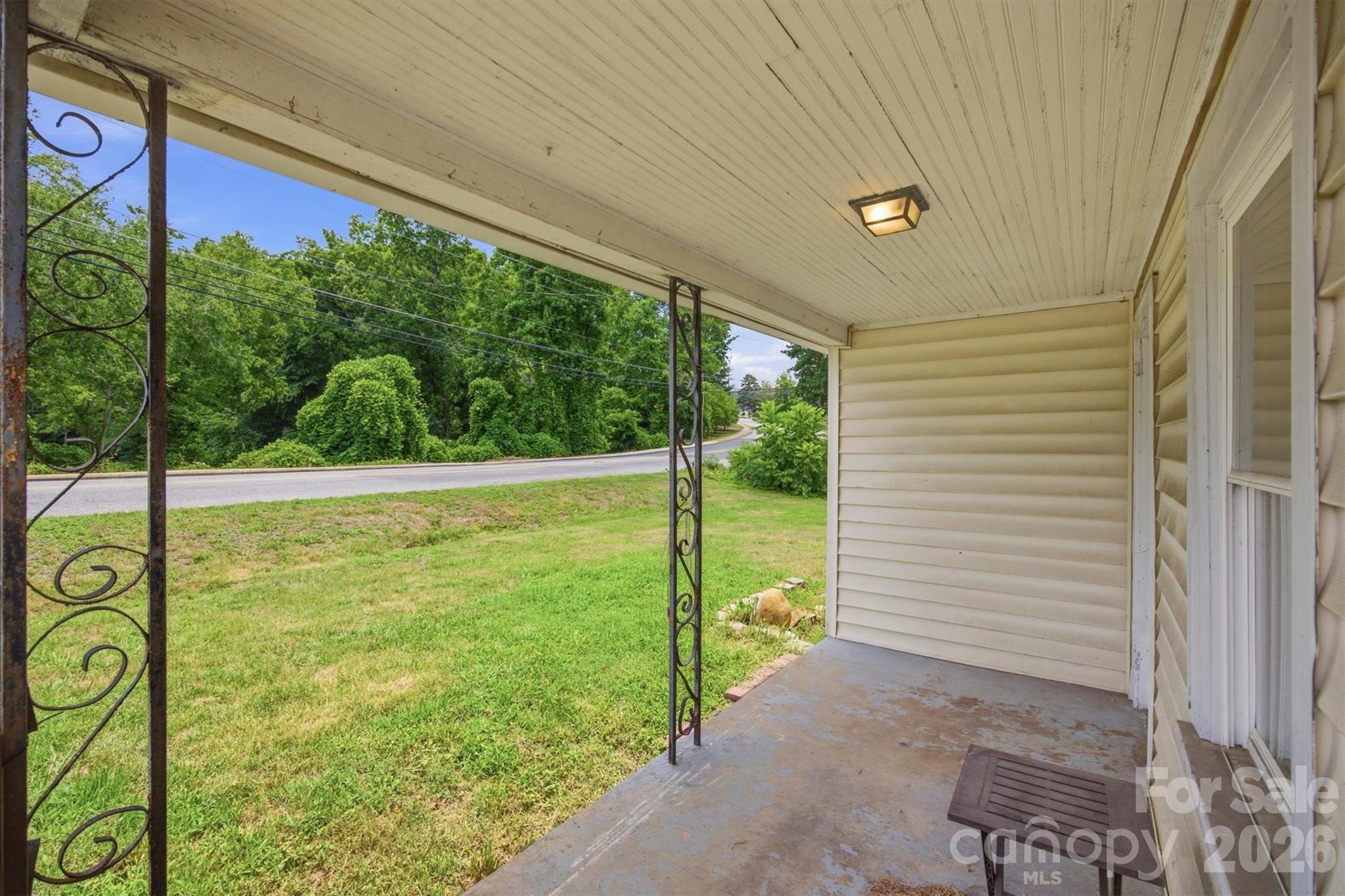 43 N Highland Avenue — Granite Falls