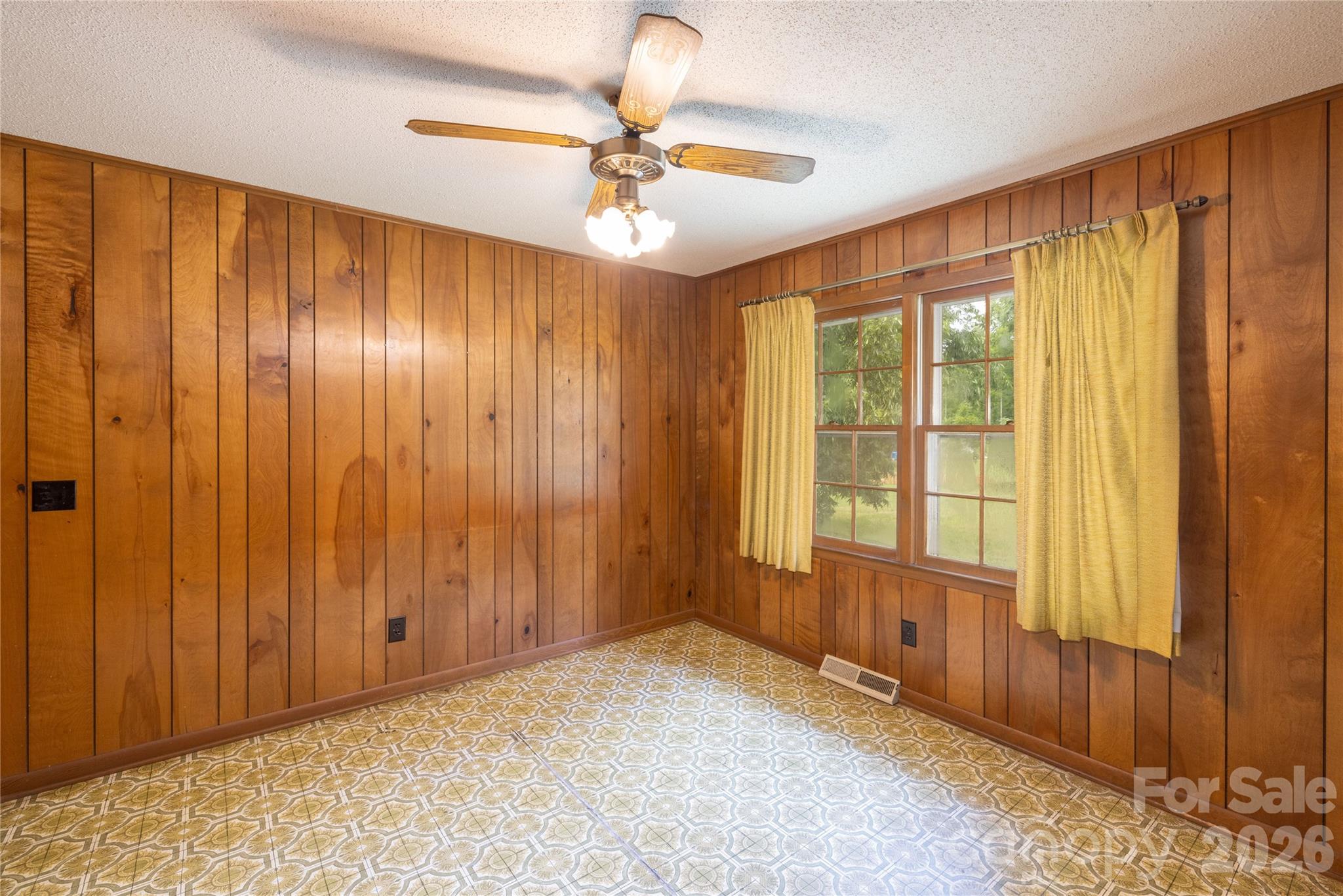 2209 Woodhurst Lane — Albemarle