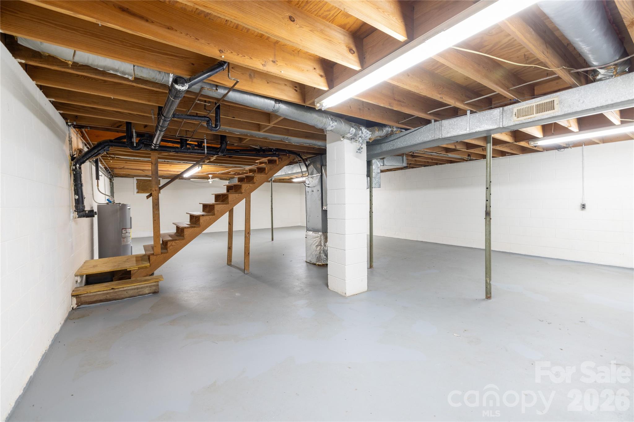 2209 Woodhurst Lane — Albemarle