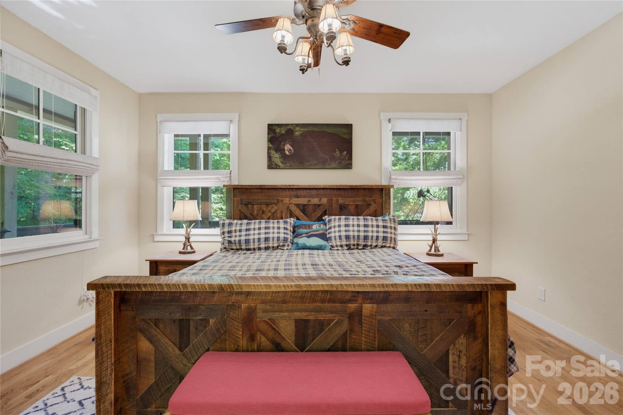 325 Hedgewood Drive — Tuckasegee