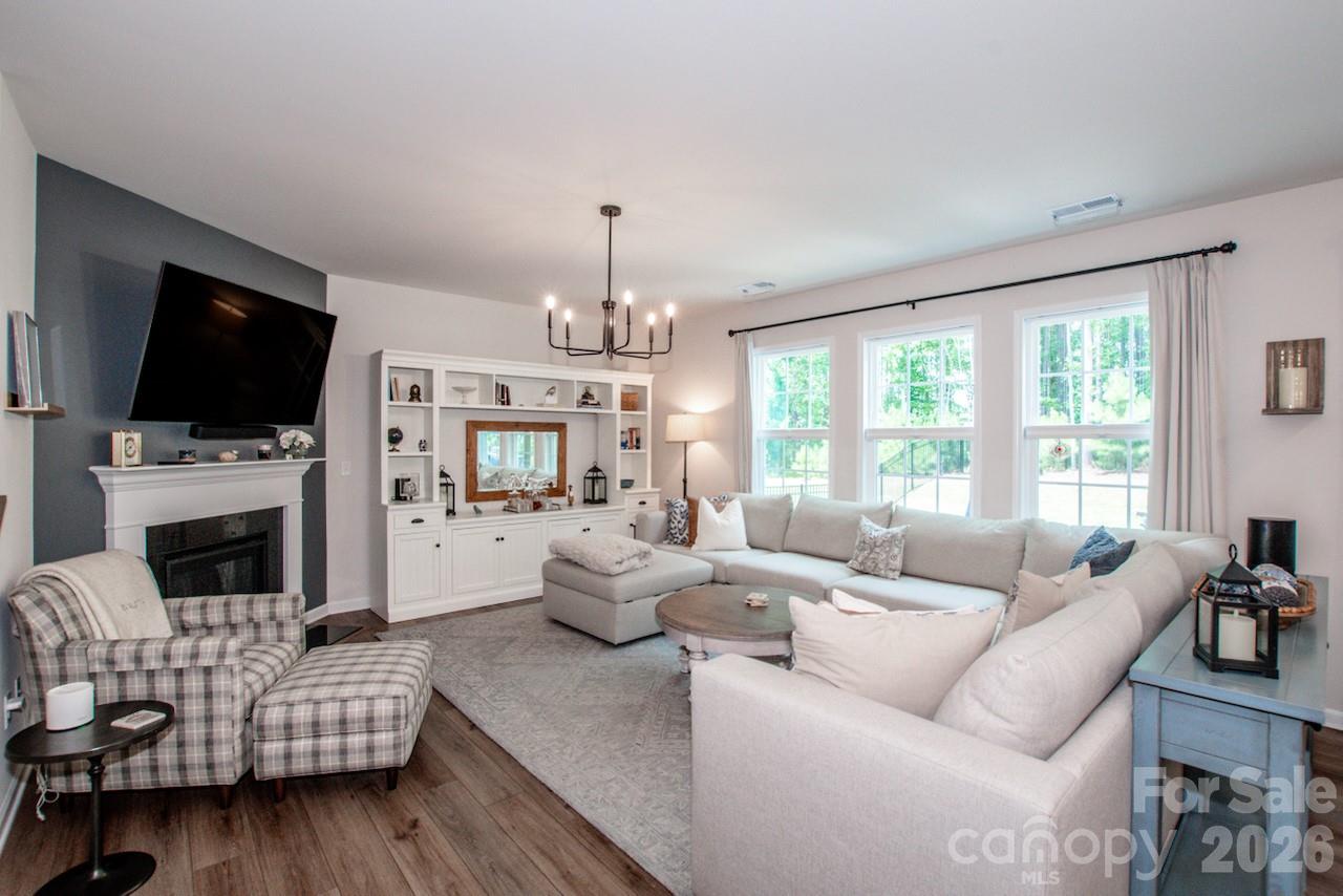 287 Hamptons Cove Road — Troutman