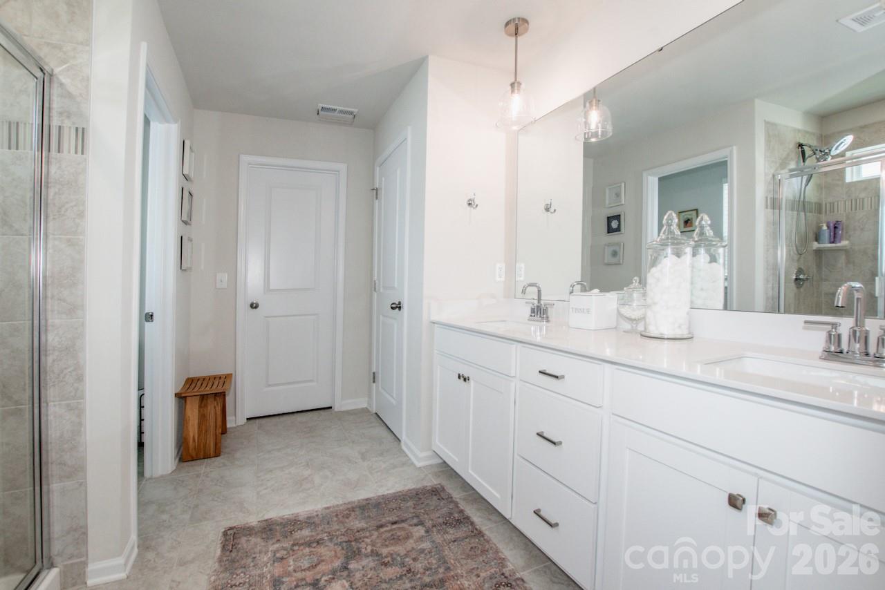 287 Hamptons Cove Road — Troutman