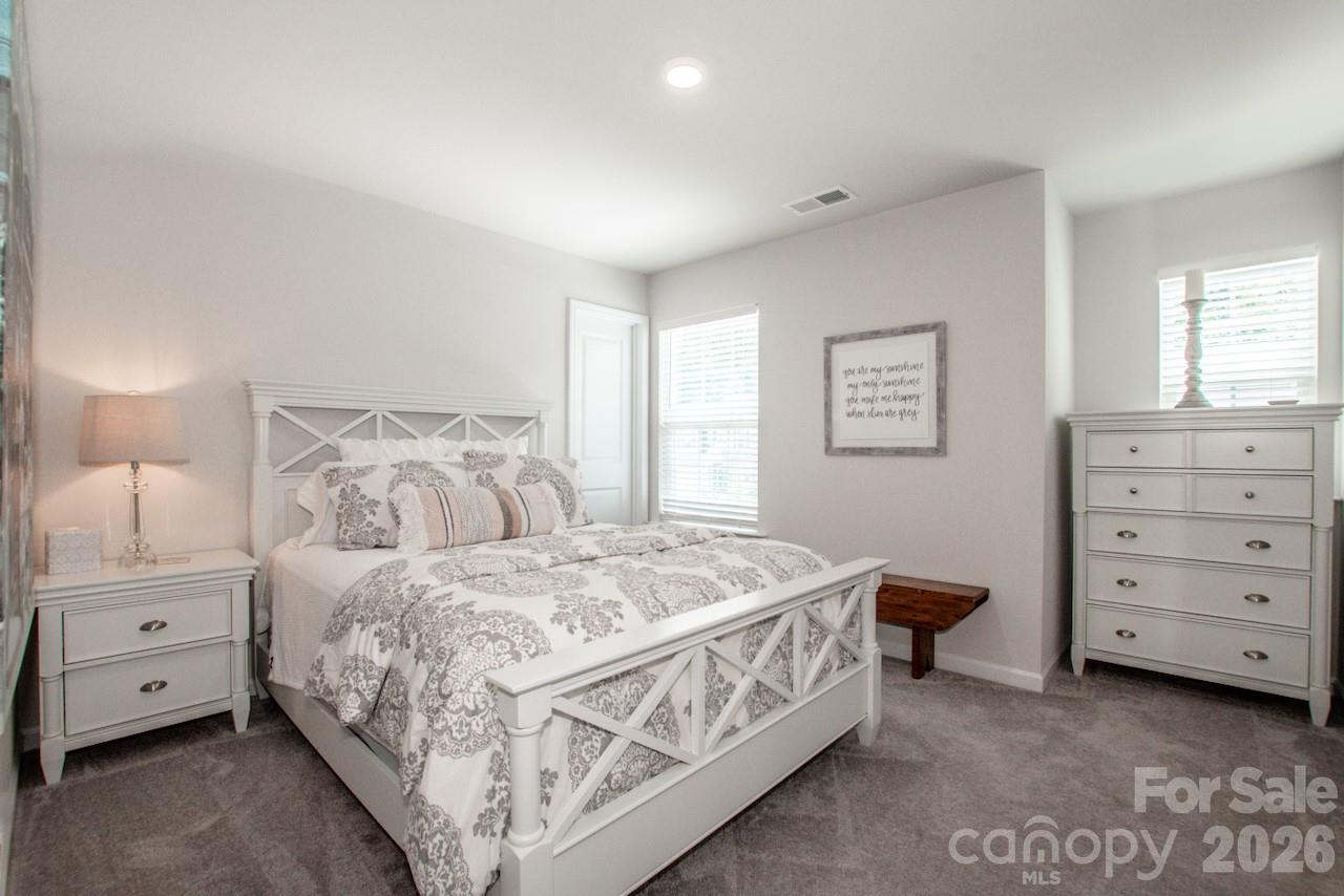 287 Hamptons Cove Road — Troutman