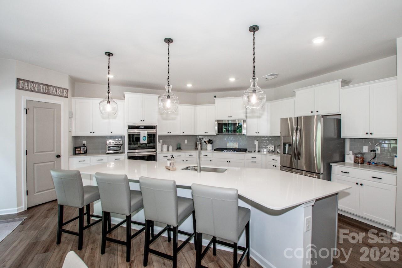 287 Hamptons Cove Road — Troutman