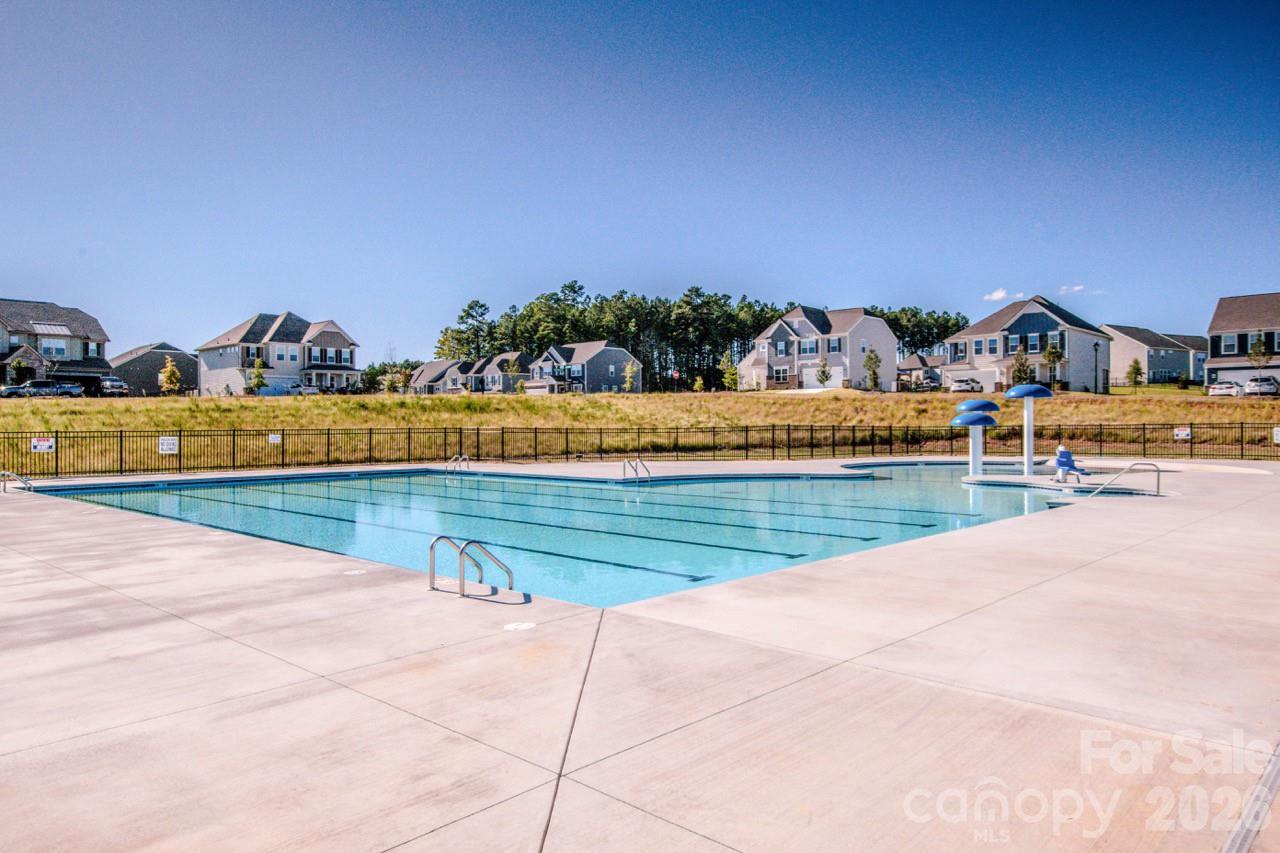 287 Hamptons Cove Road — Troutman