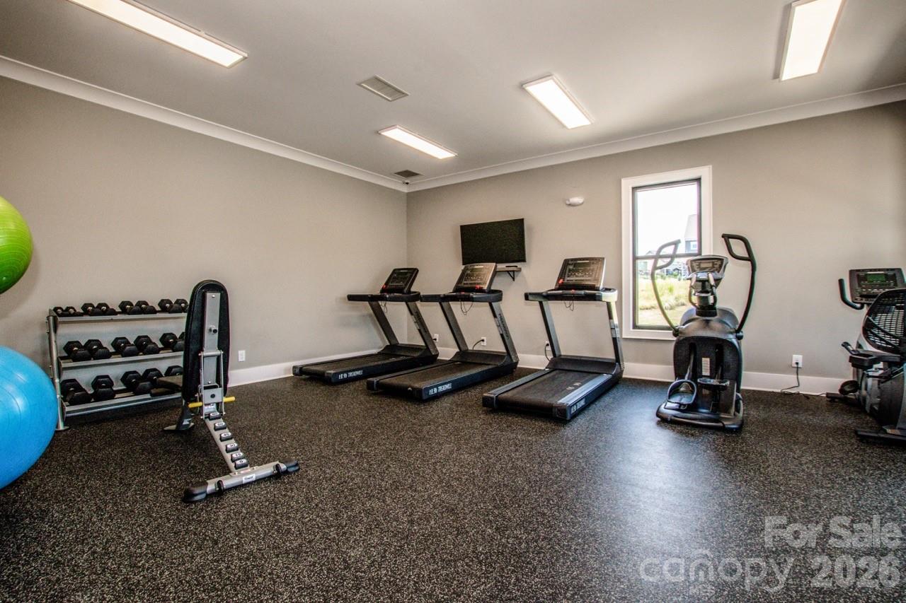 287 Hamptons Cove Road — Troutman