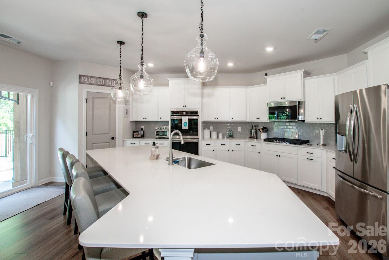 287 Hamptons Cove Road — Troutman