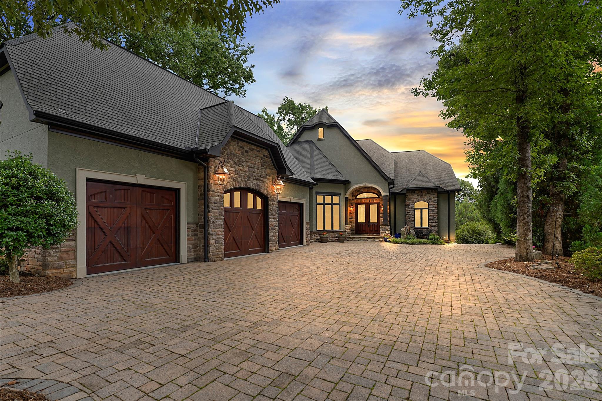 3255 Lake Pointe Drive — Belmont