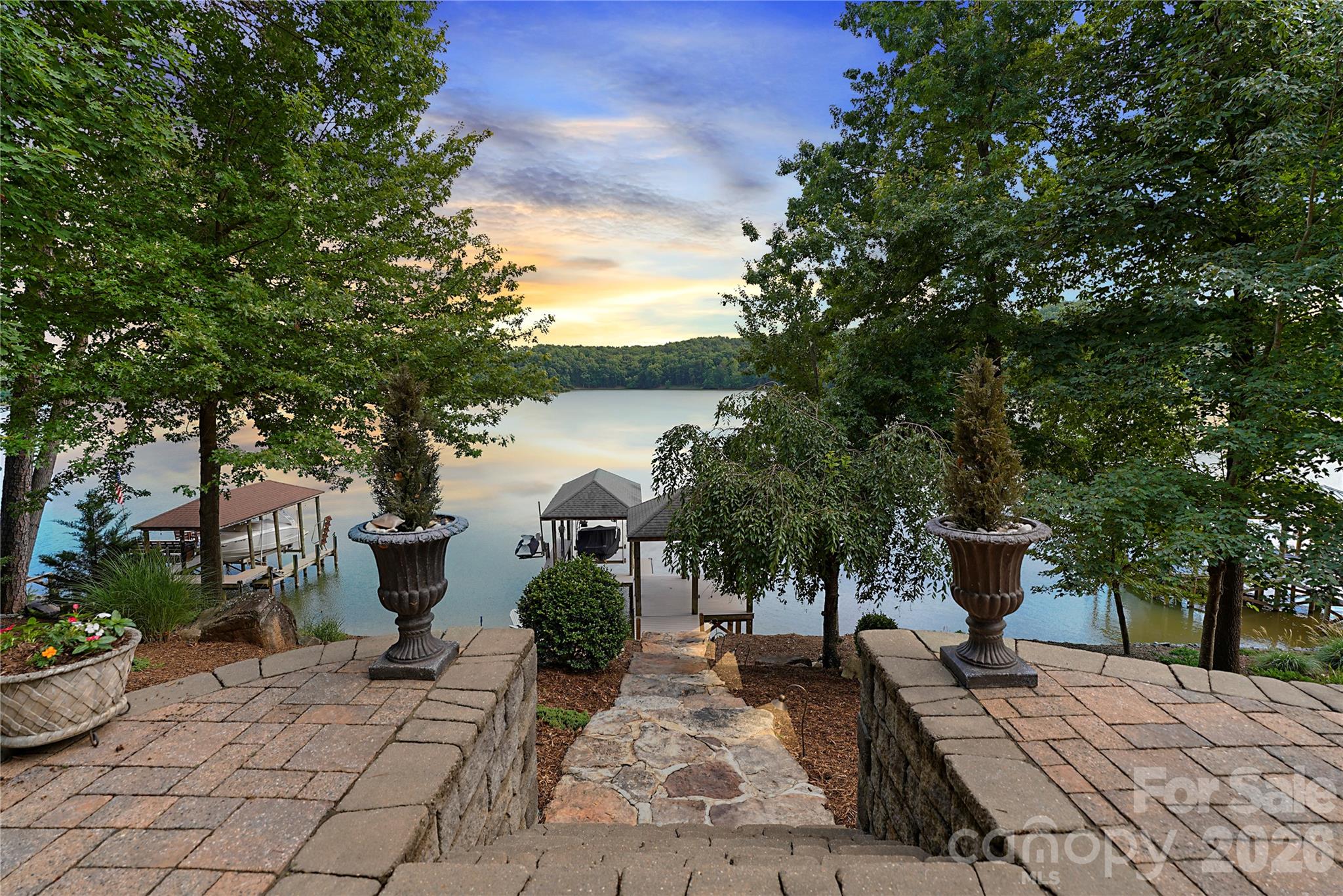 3255 Lake Pointe Drive — Belmont