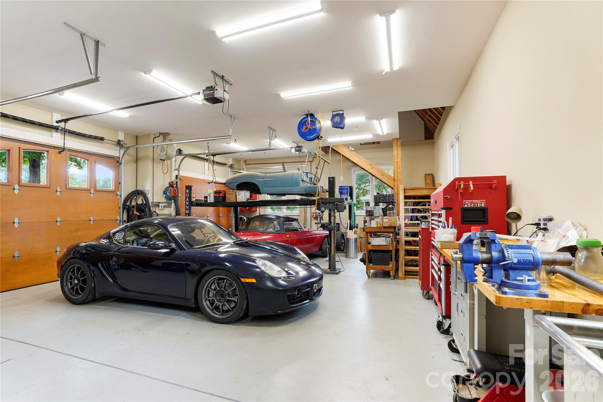 3255 Lake Pointe Drive — Belmont