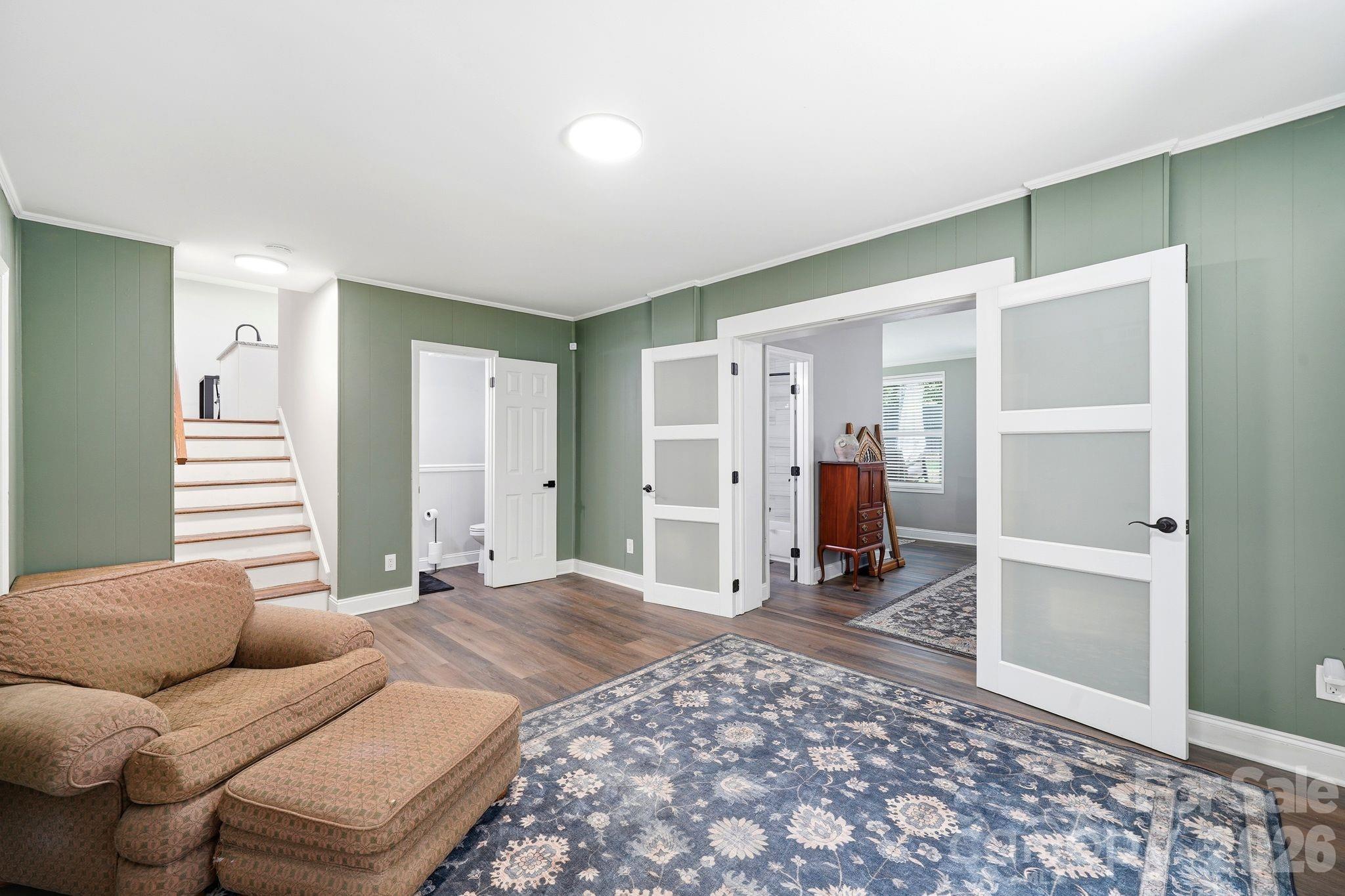 7552 Idlewild Road — Charlotte