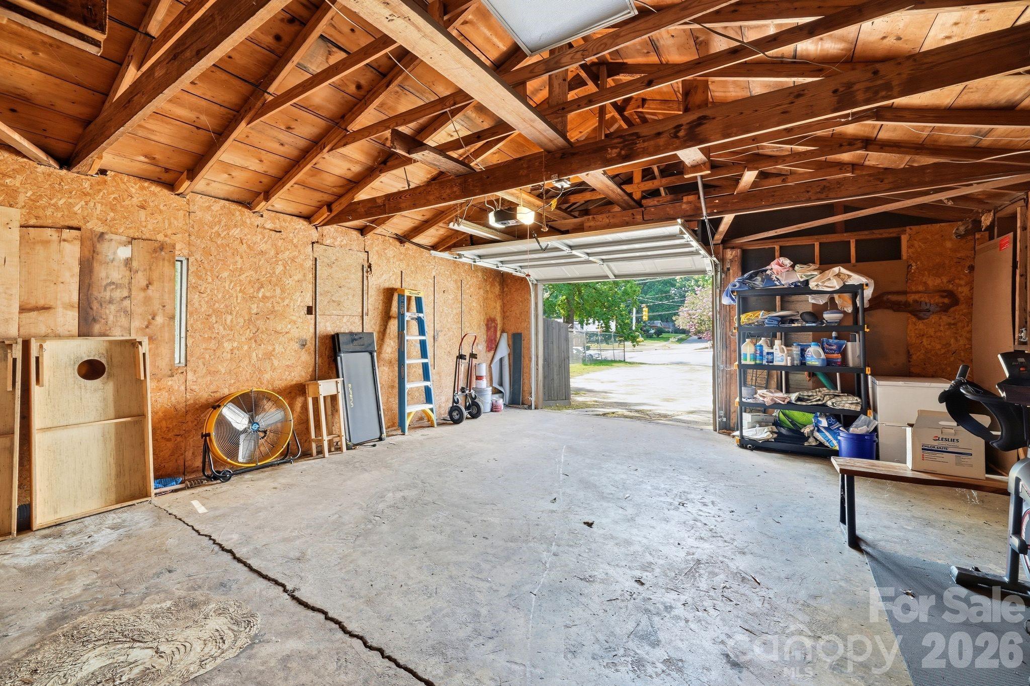 7552 Idlewild Road — Charlotte