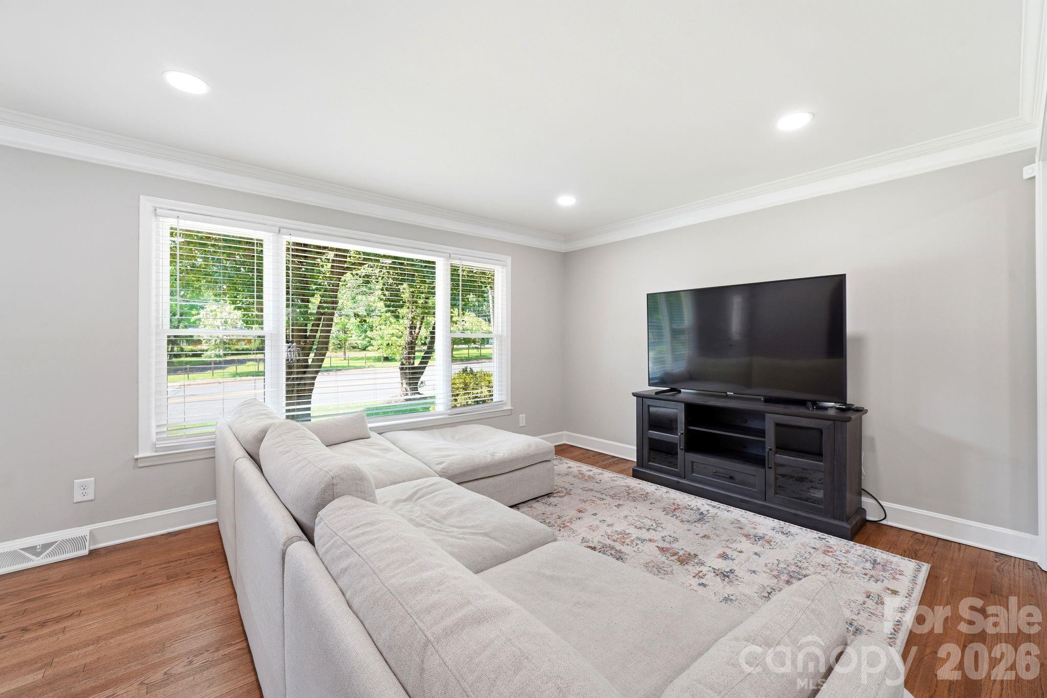 7552 Idlewild Road — Charlotte