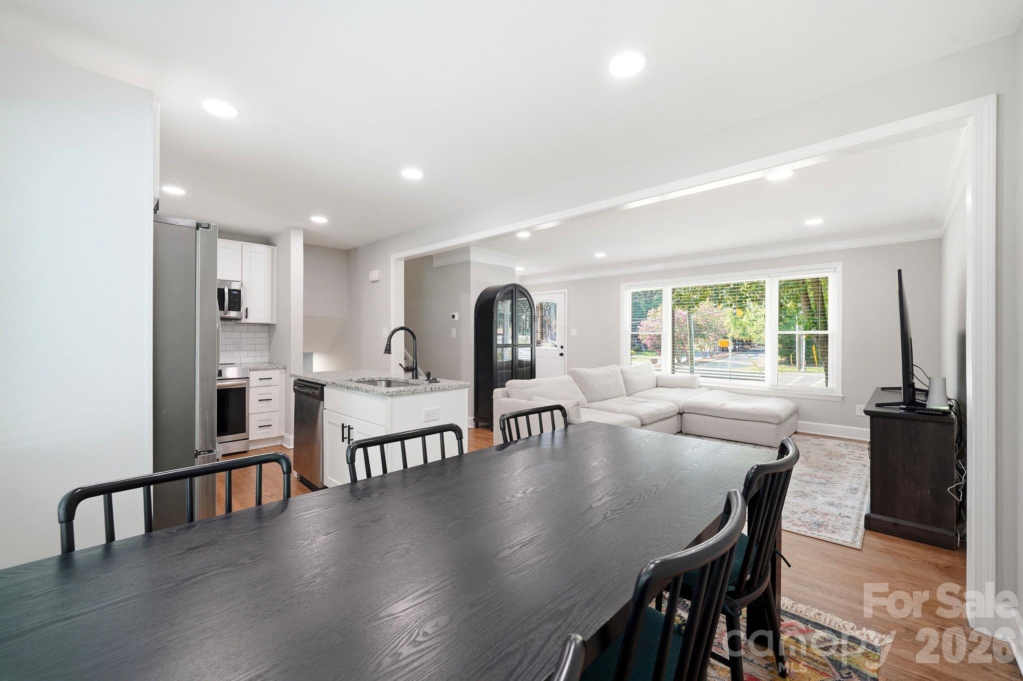 7552 Idlewild Road — Charlotte