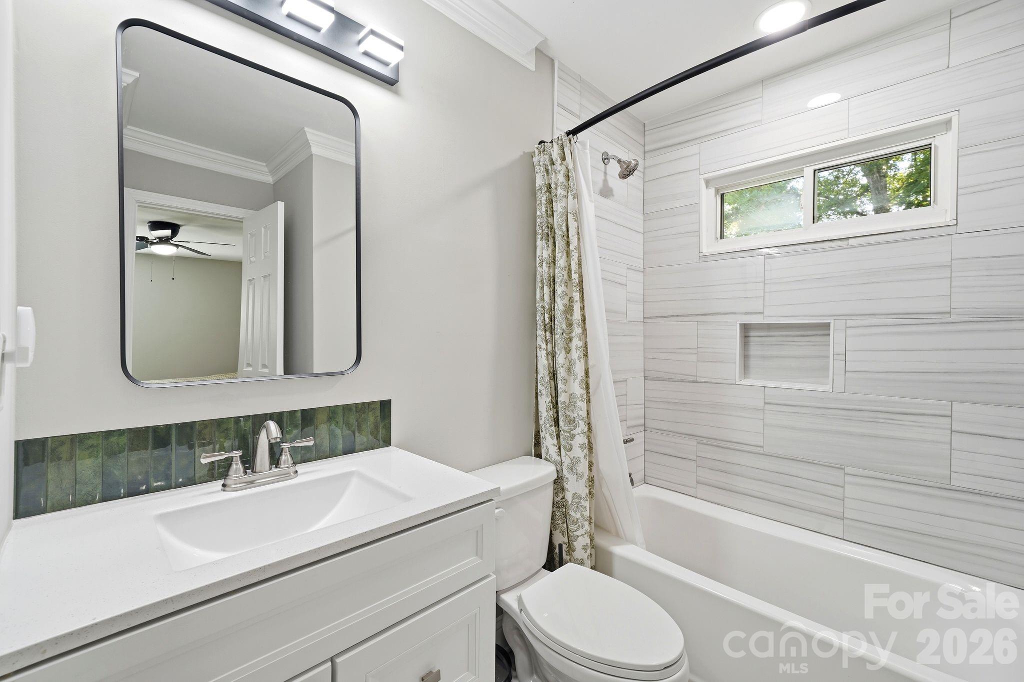7552 Idlewild Road — Charlotte