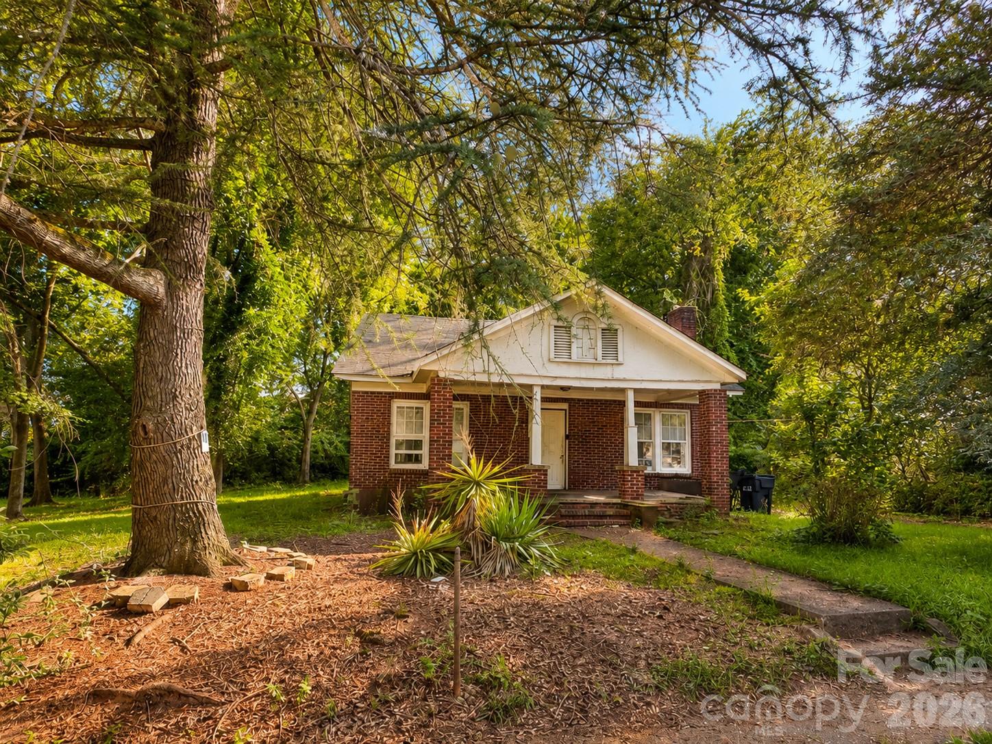 1316 E 35th Street E — Charlotte