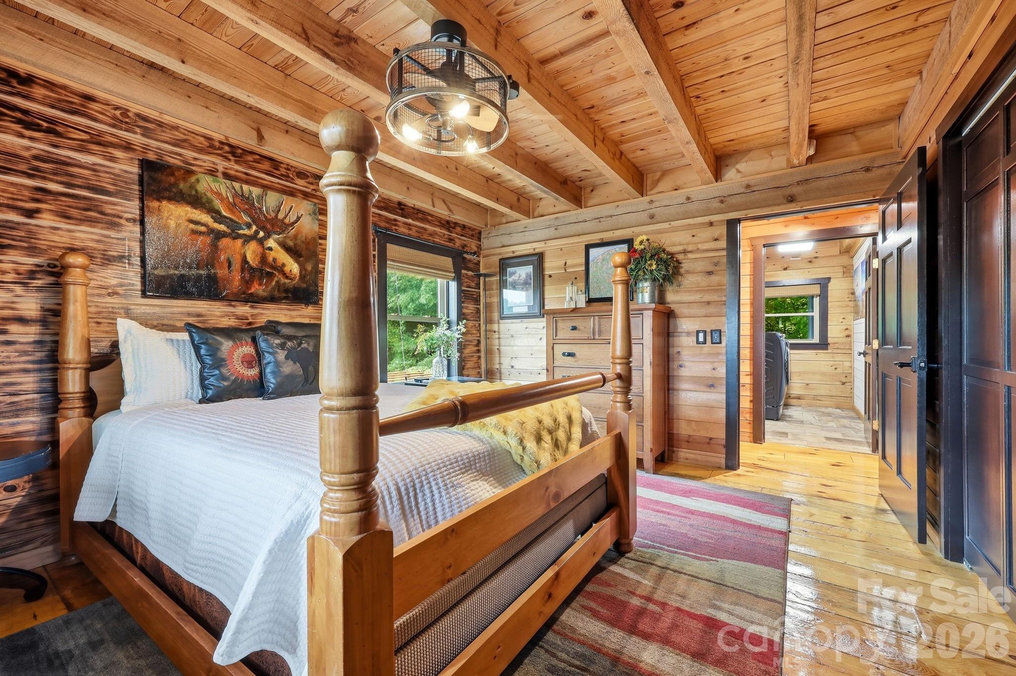 206 Hamlet Drive — Burnsville