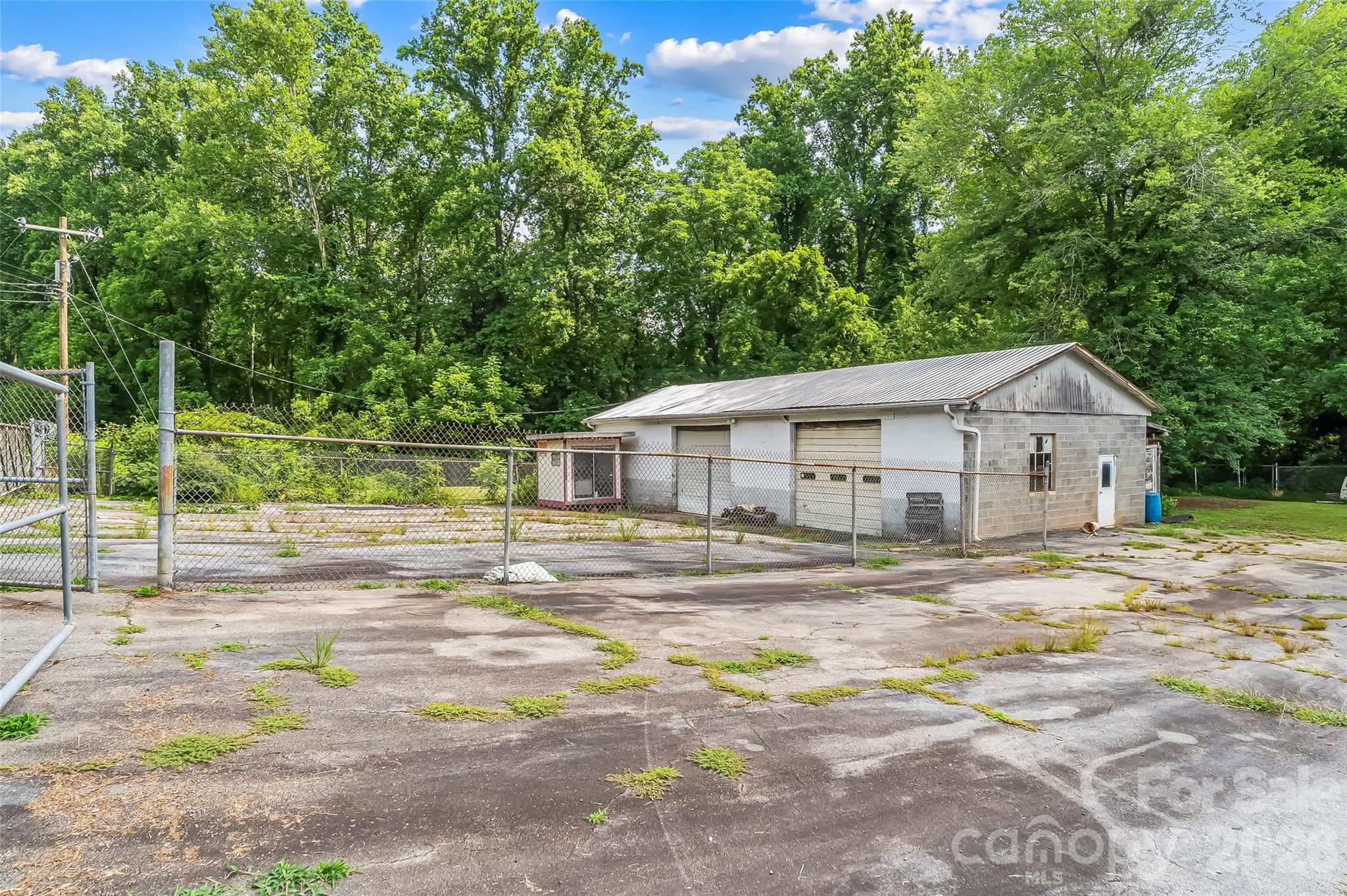 194 Virginia Drive — Marion